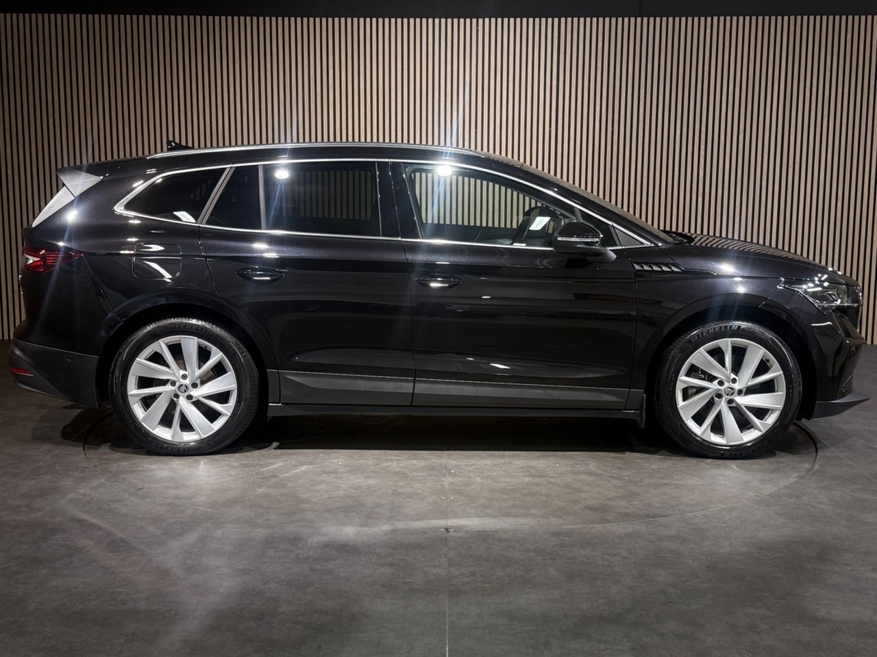 Skoda Enyaq 80 iV80 2022, photo 3/10