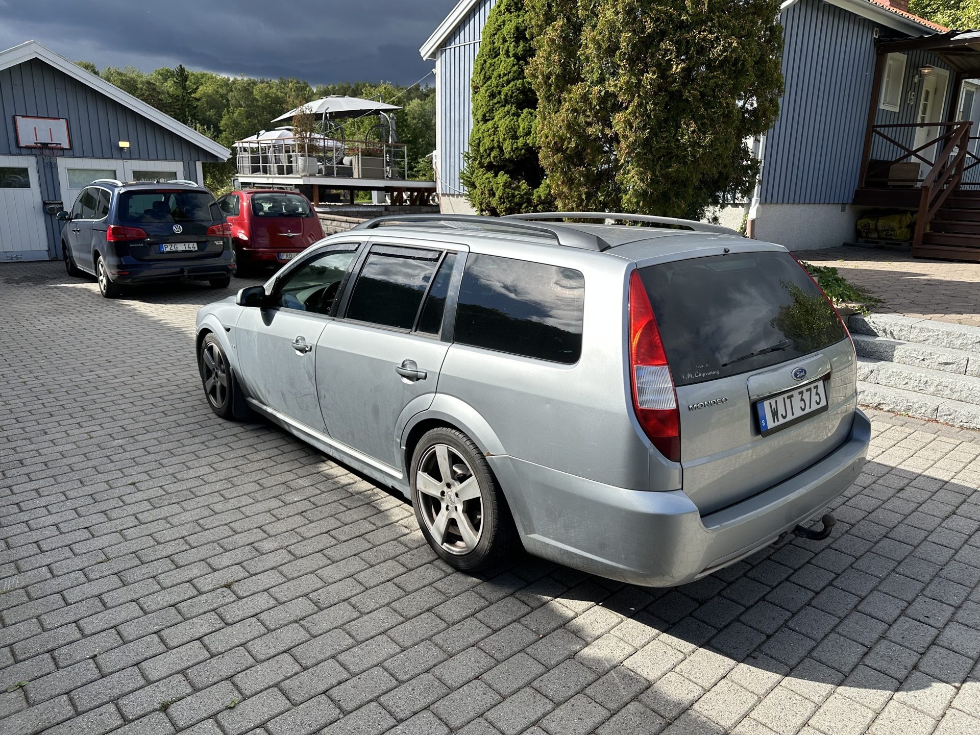 Ford Mondeo Kombi 3.0 V6 Manuell 2005, bild 6/9