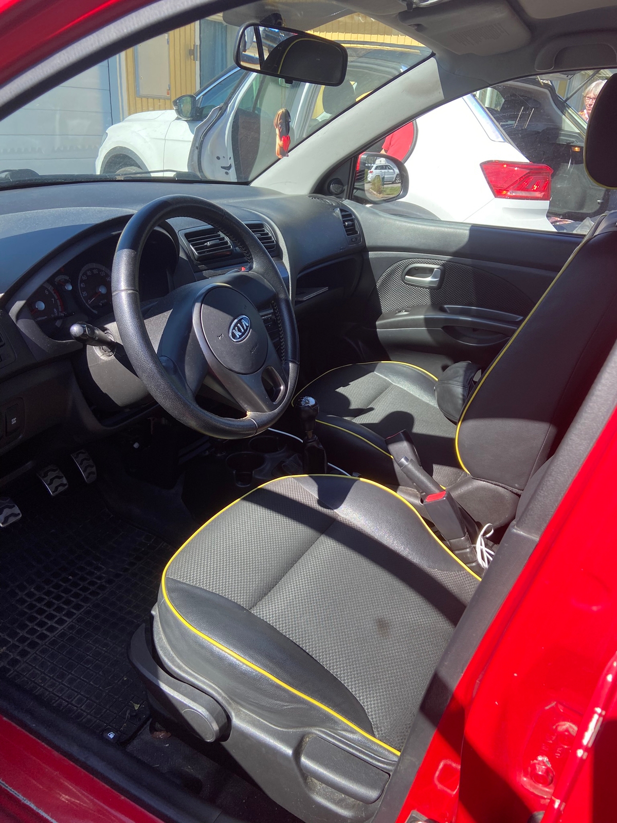 Kia Picanto 1.1 Manuell 2010, bild 7/7