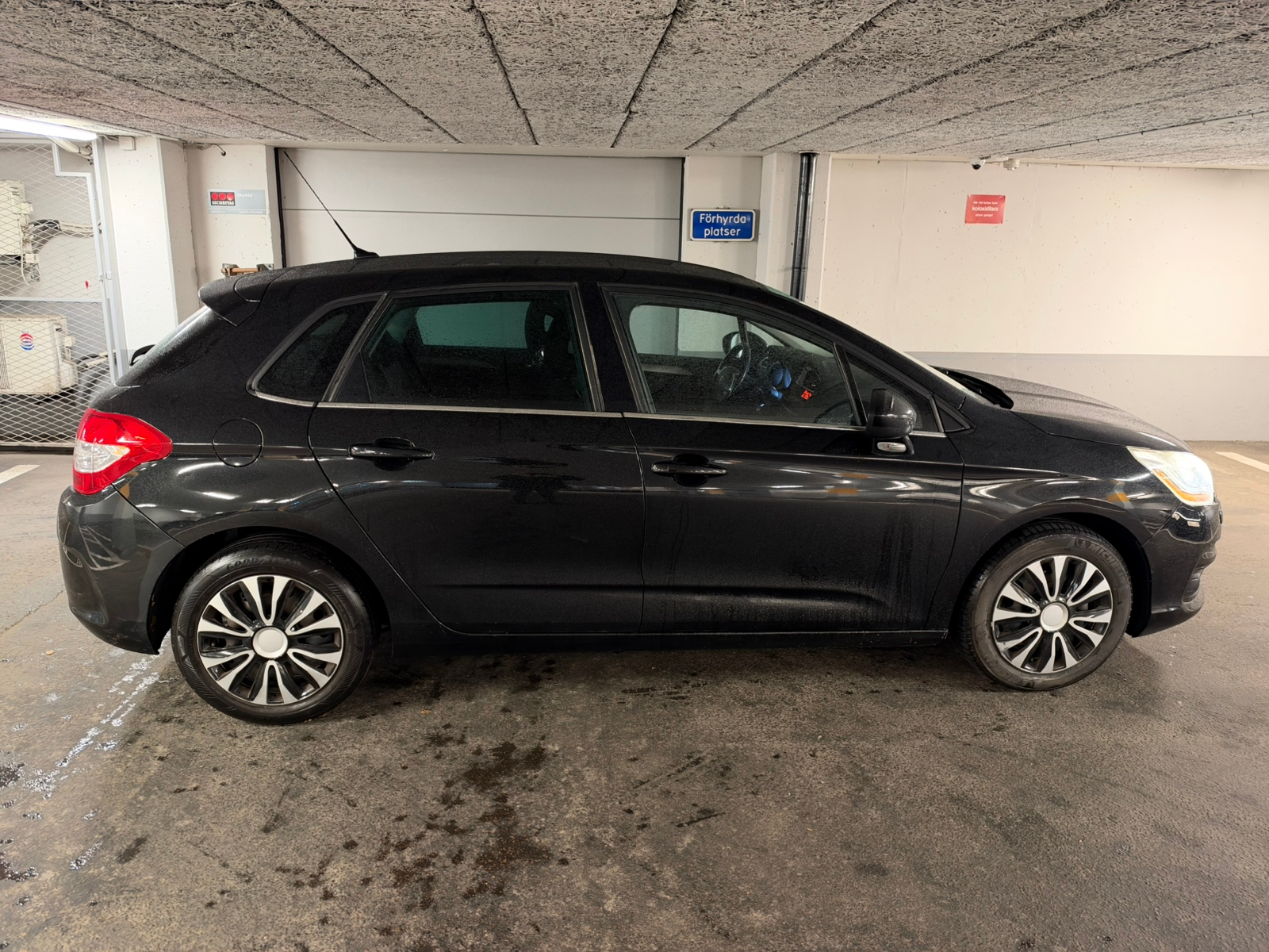 Citroen C4 1.6 HDi Manuell 2011, bild 2/3