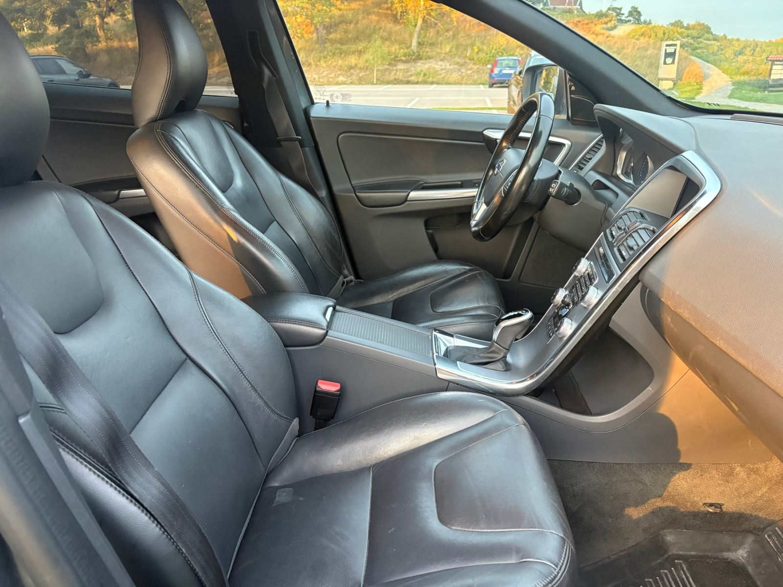 Volvo XC60 D4 AWD Geartronic 2017, bild 8/8
