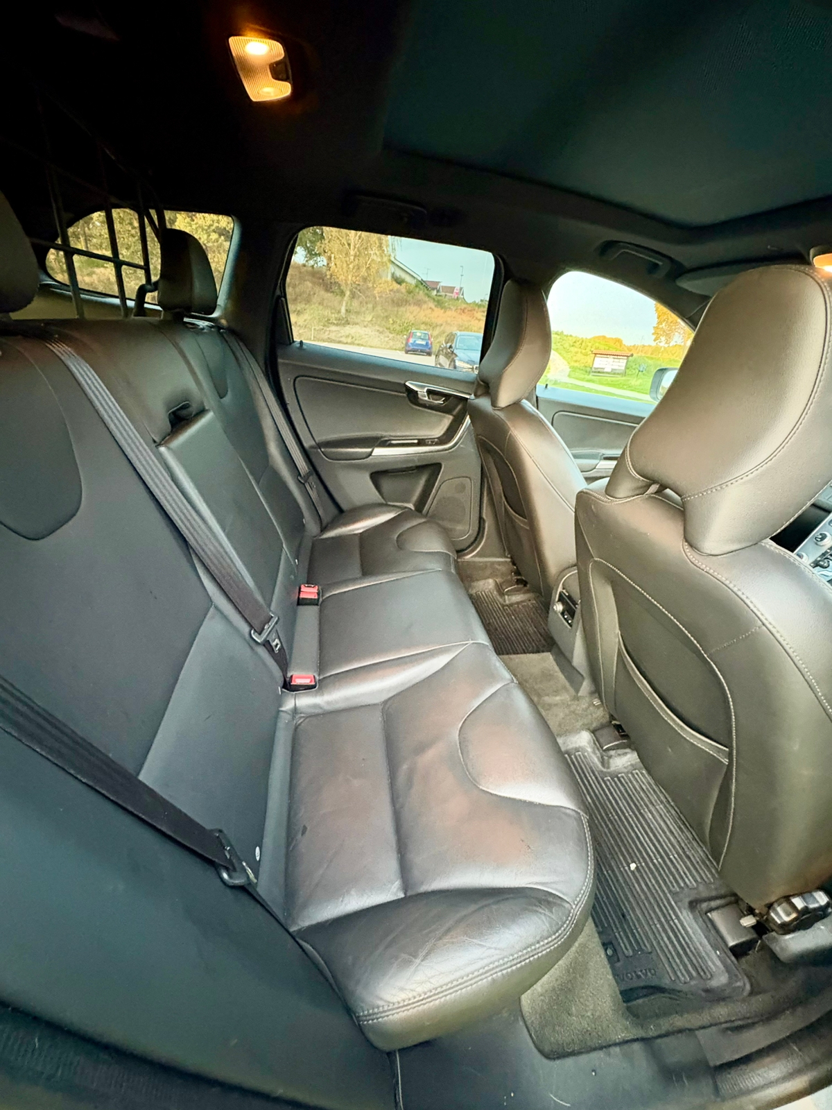 Volvo XC60 D4 AWD Geartronic 2017, bild 6/8