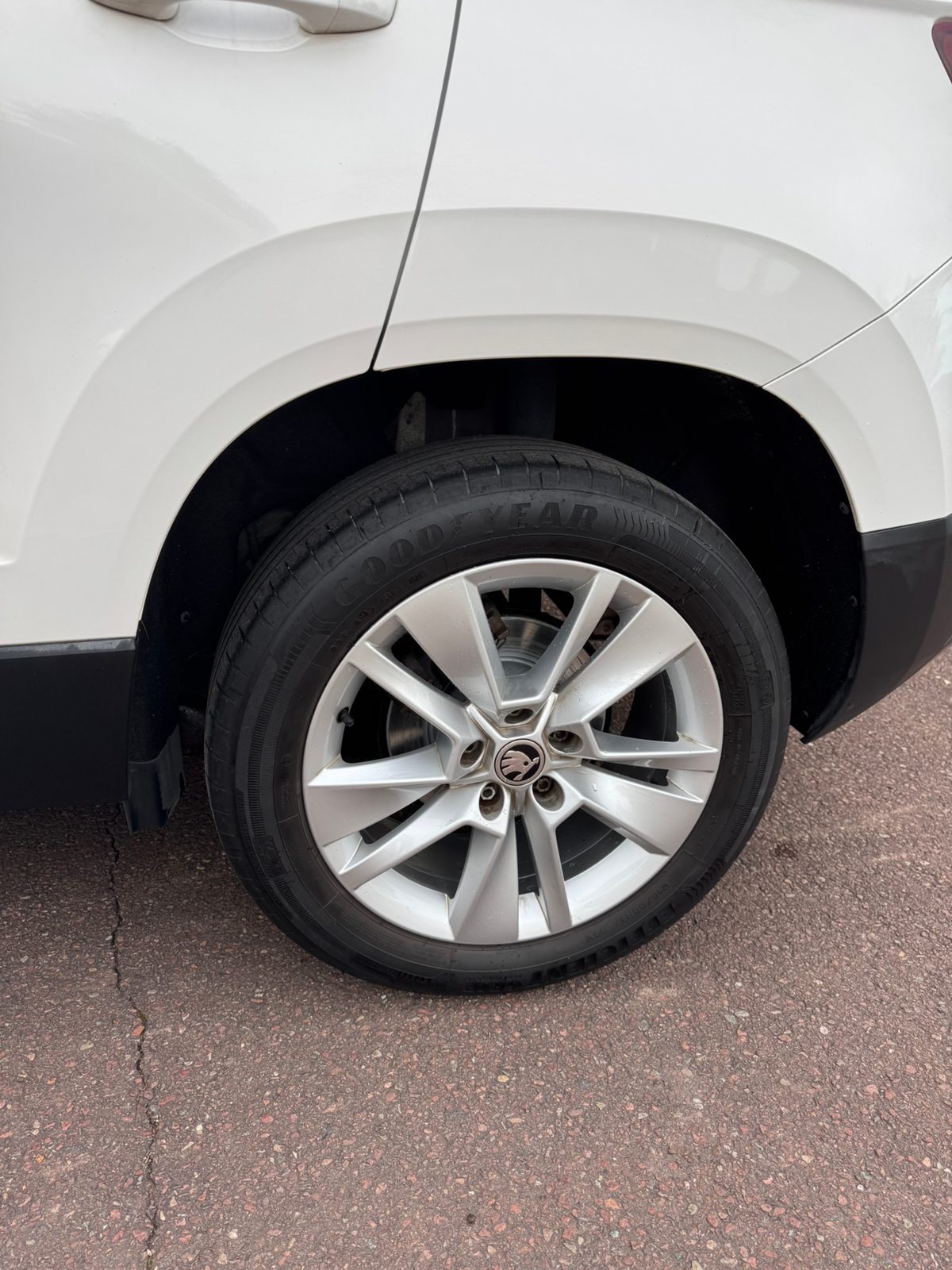 Skoda Karoq 1.5 TSI ACT Manuell 2019, bild 6/10