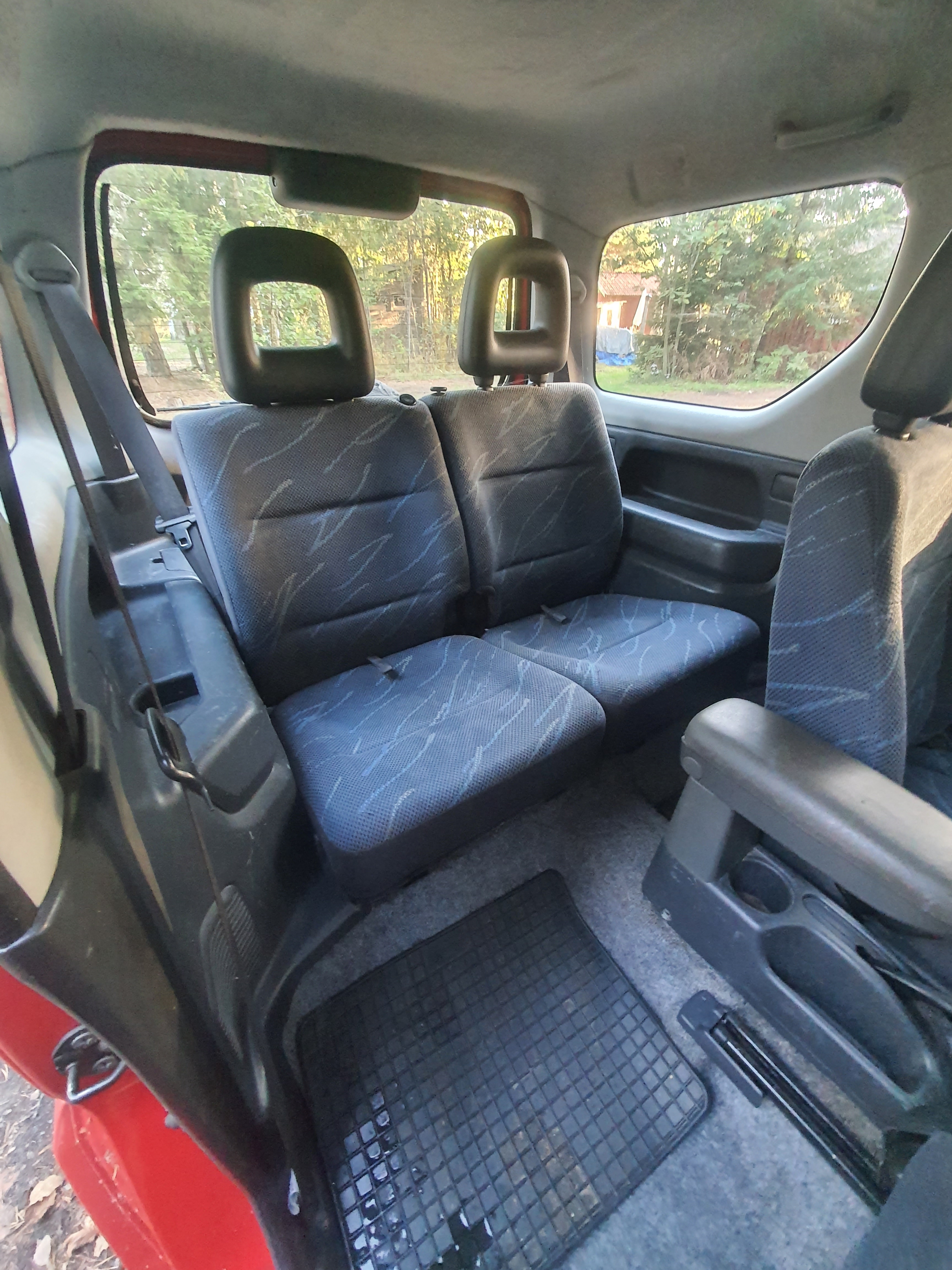 Suzuki Jimny 2002, kuva 7/8