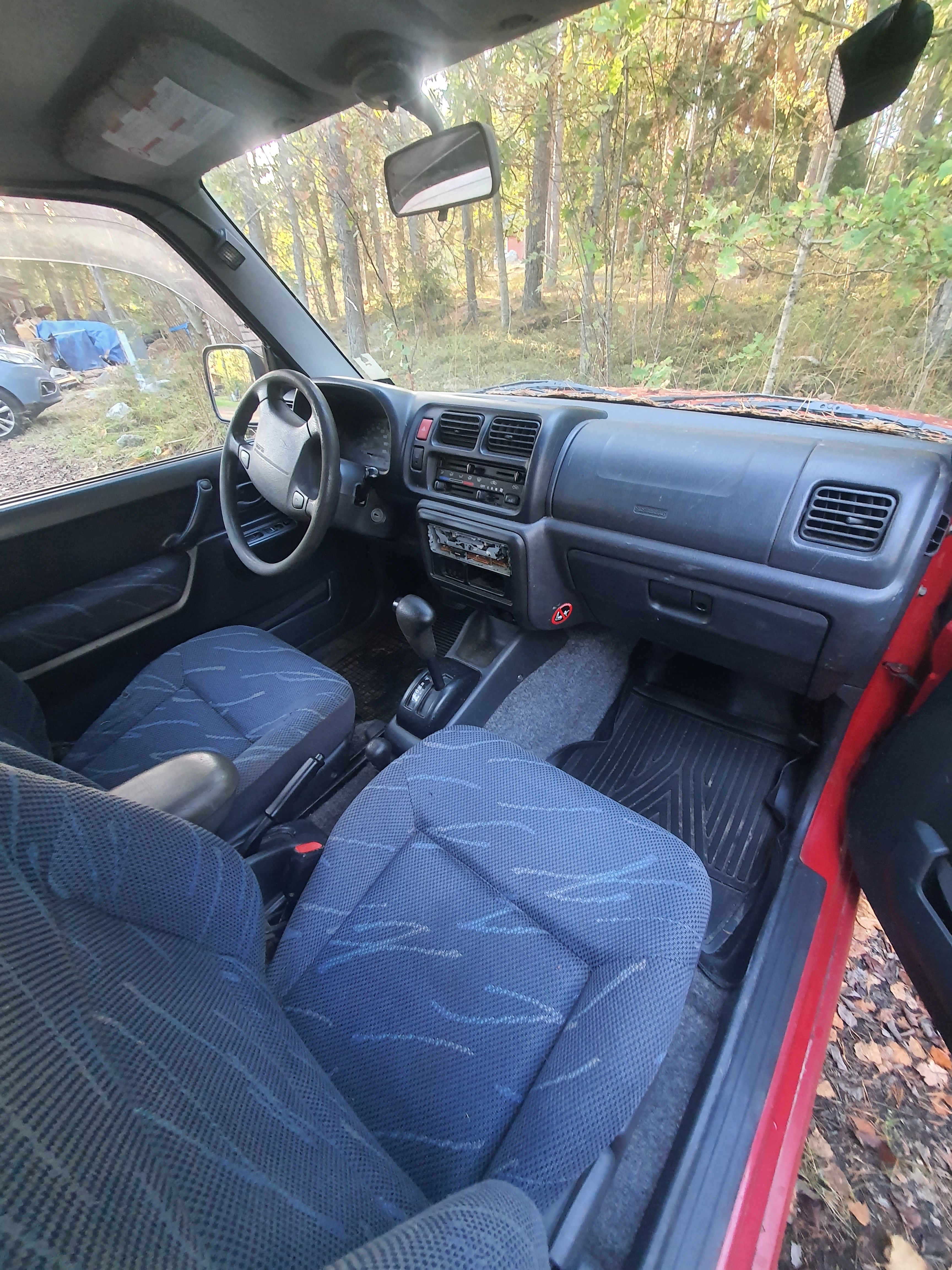 Suzuki Jimny 2002, kuva 5/8