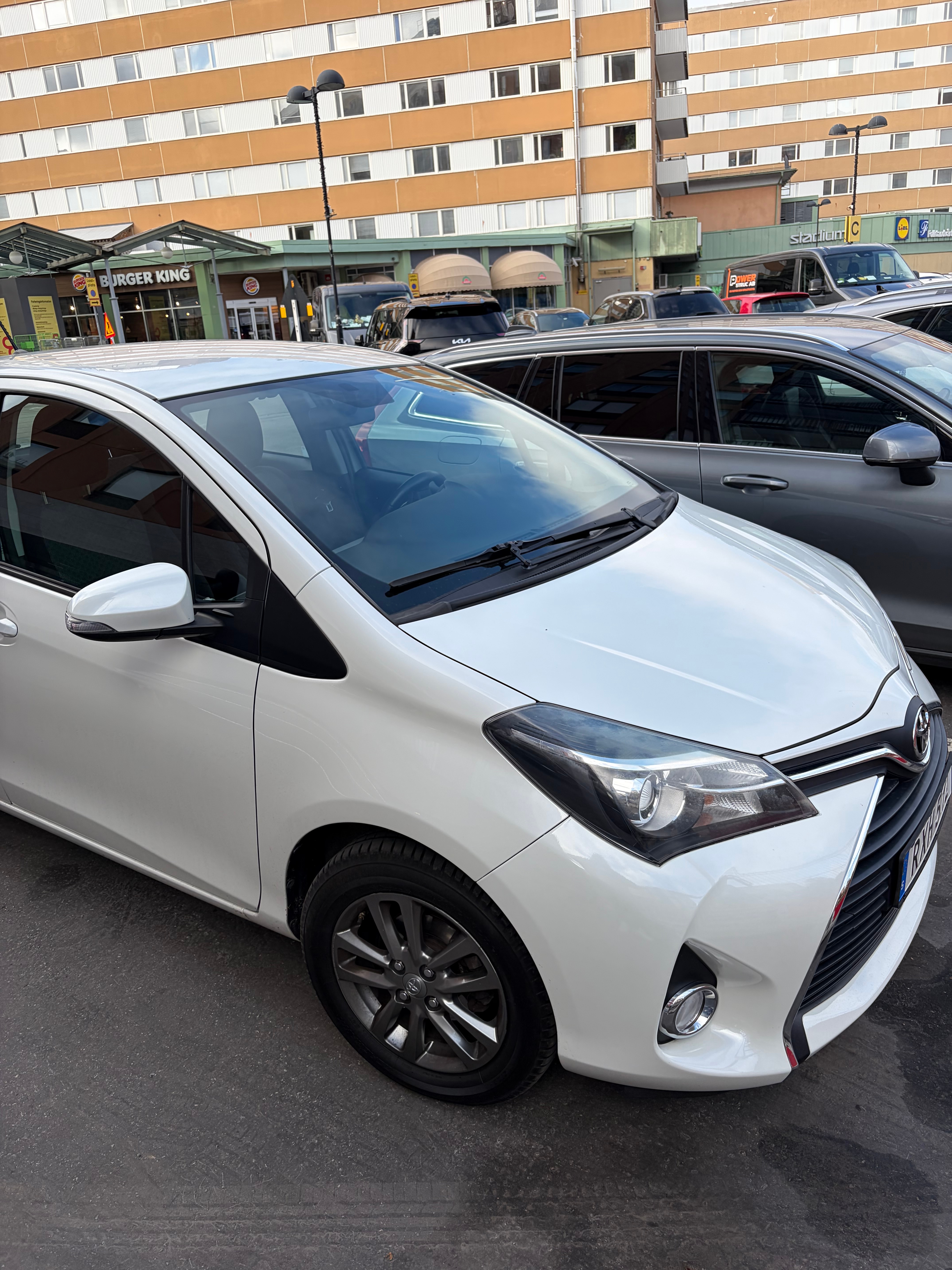 Toyota Yaris 2014, bild 4/9
