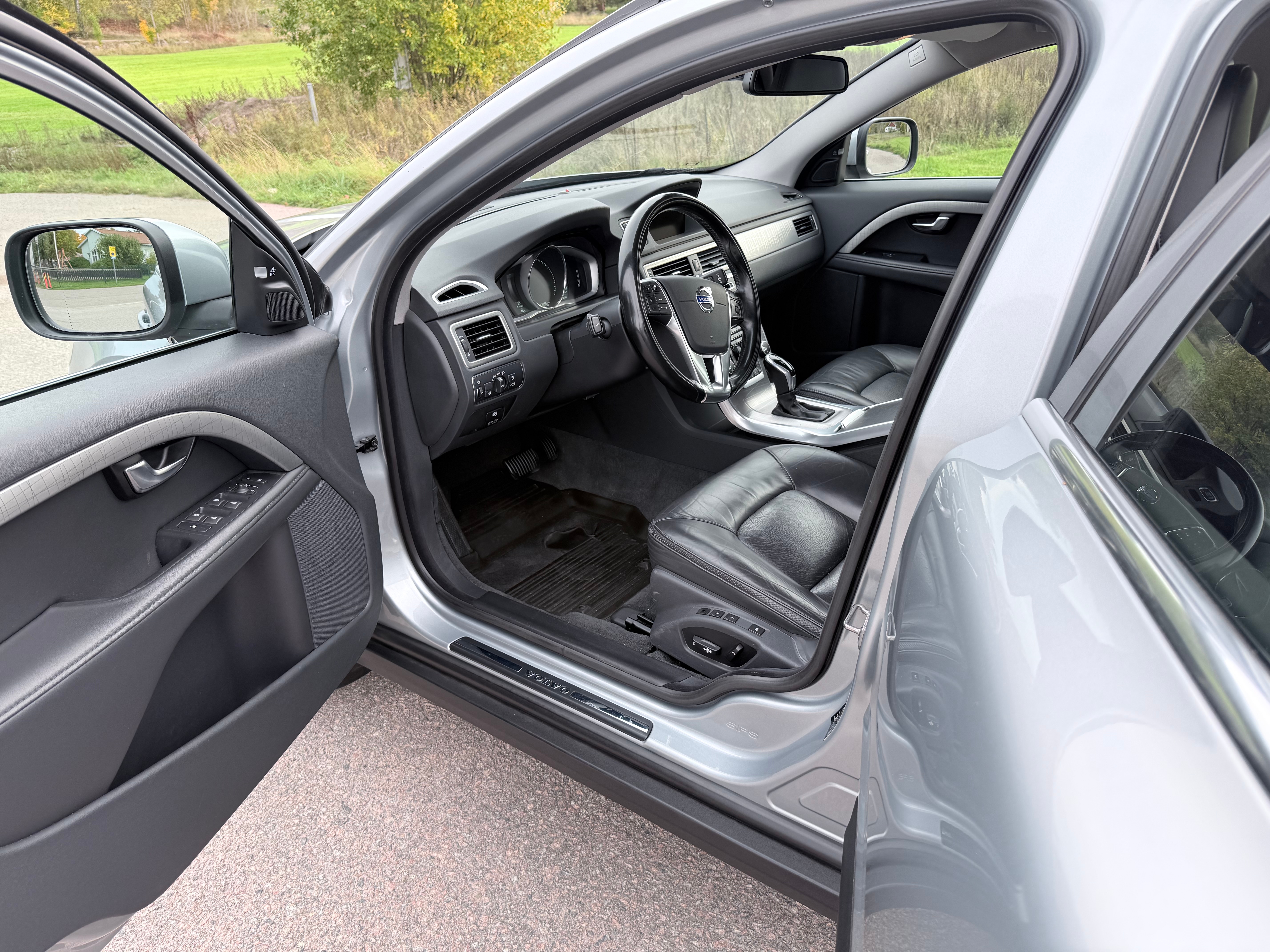 Volvo XC70 D5 AWD Geartronic 2014, photo 6/10