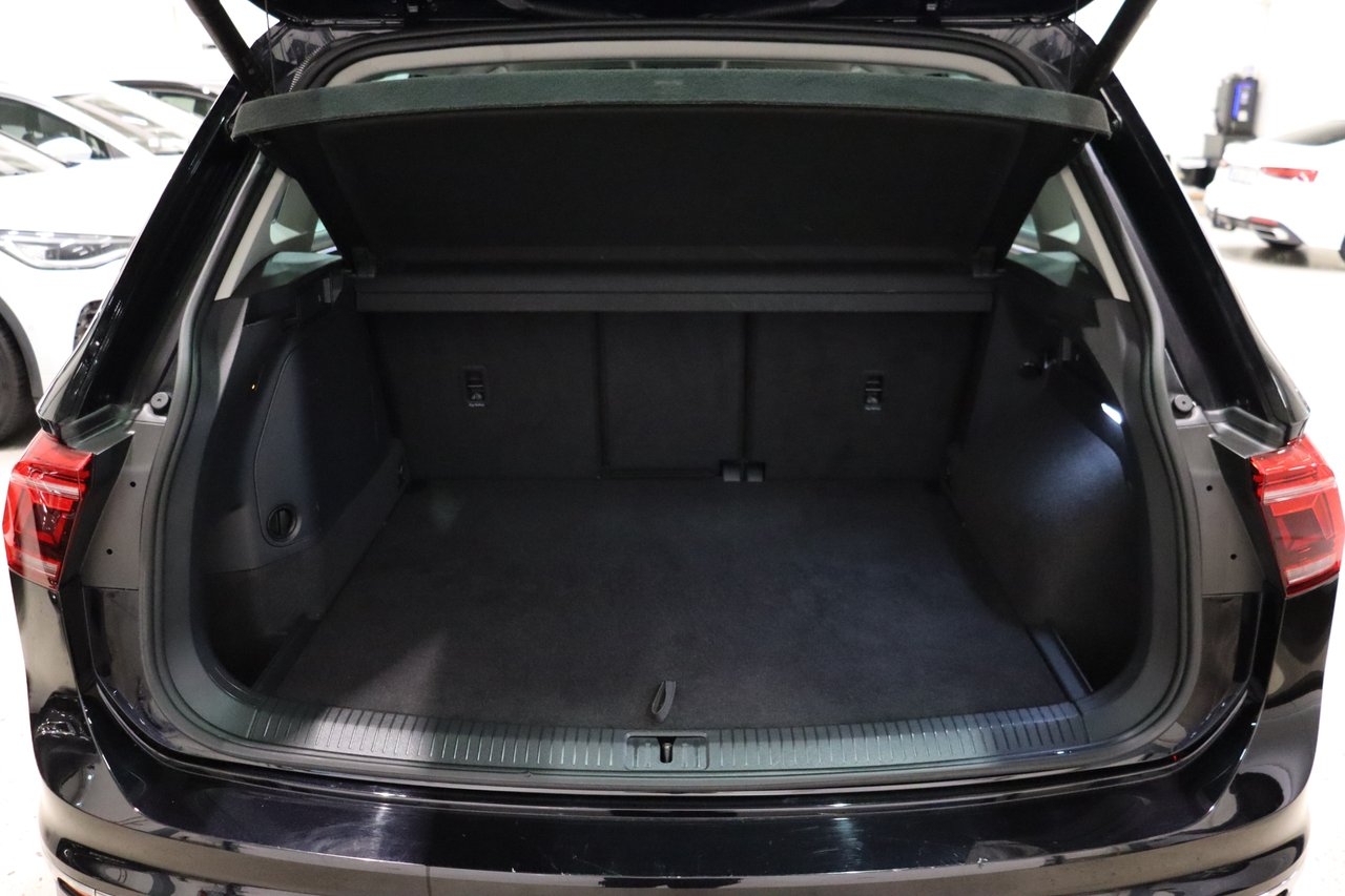 Volkswagen Tiguan 2023, bild 7/10