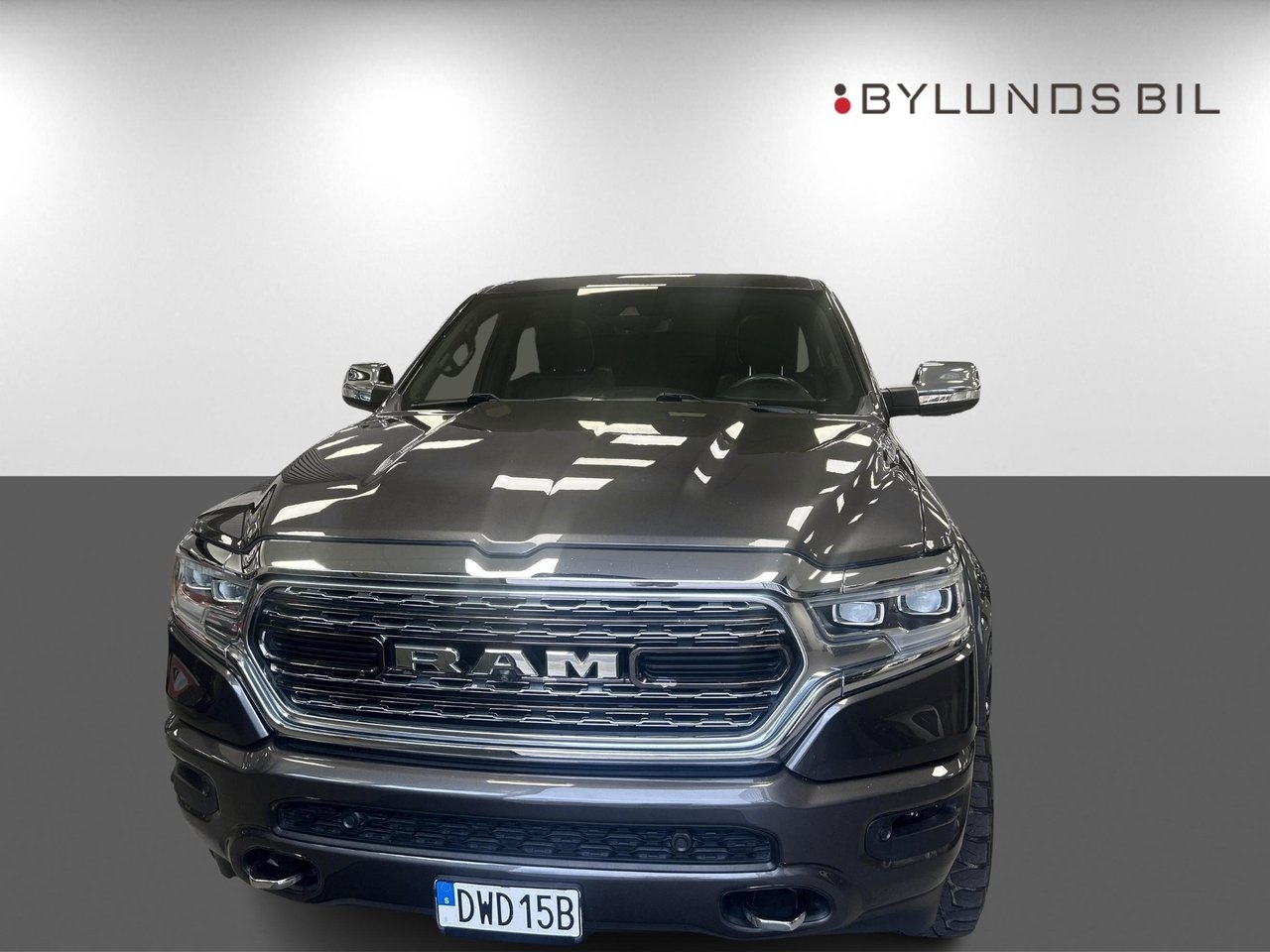 RAM 1500 Dubbelhytt 5.7 V8 LIMITED 2020, photo 2/10
