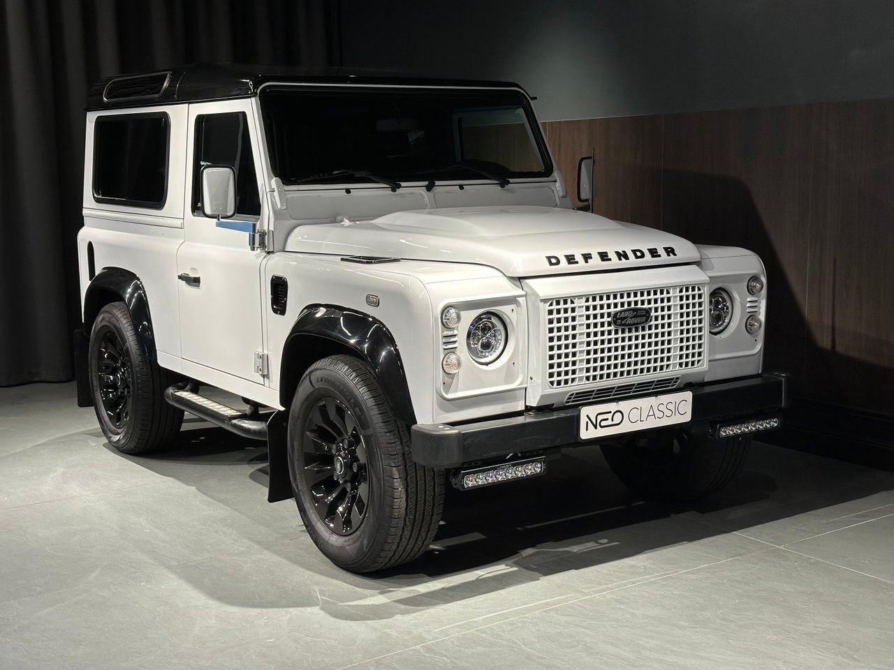 Land Rover Defender 2015, bild 2/10