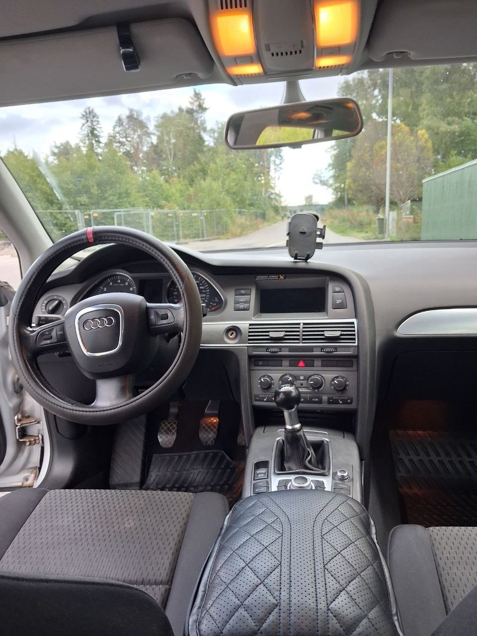 Audi A6 Avant 2.4 Manuell 2006, kuva 7/10