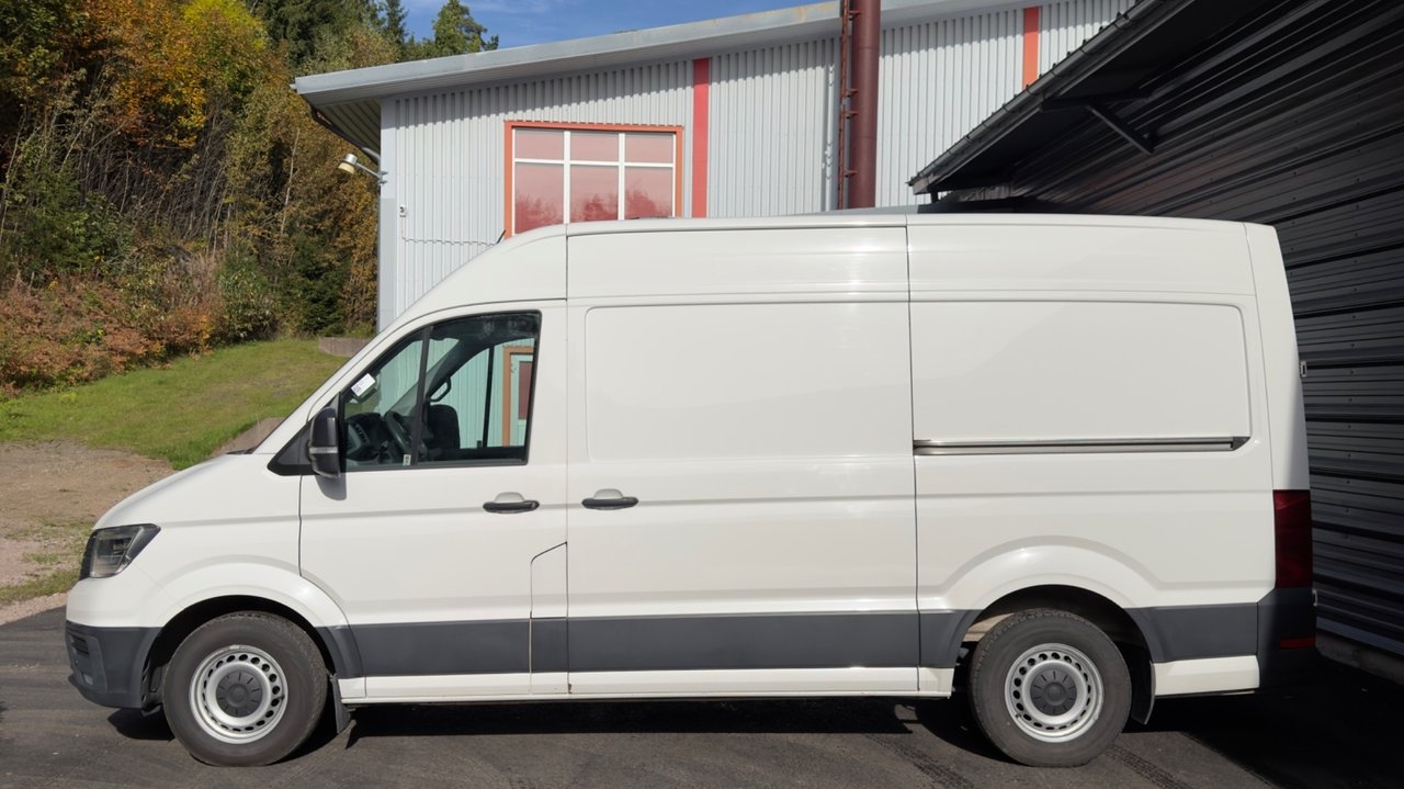 Volkswagen Crafter 35 2.0 TDI Euro 6 2017, photo 2/10