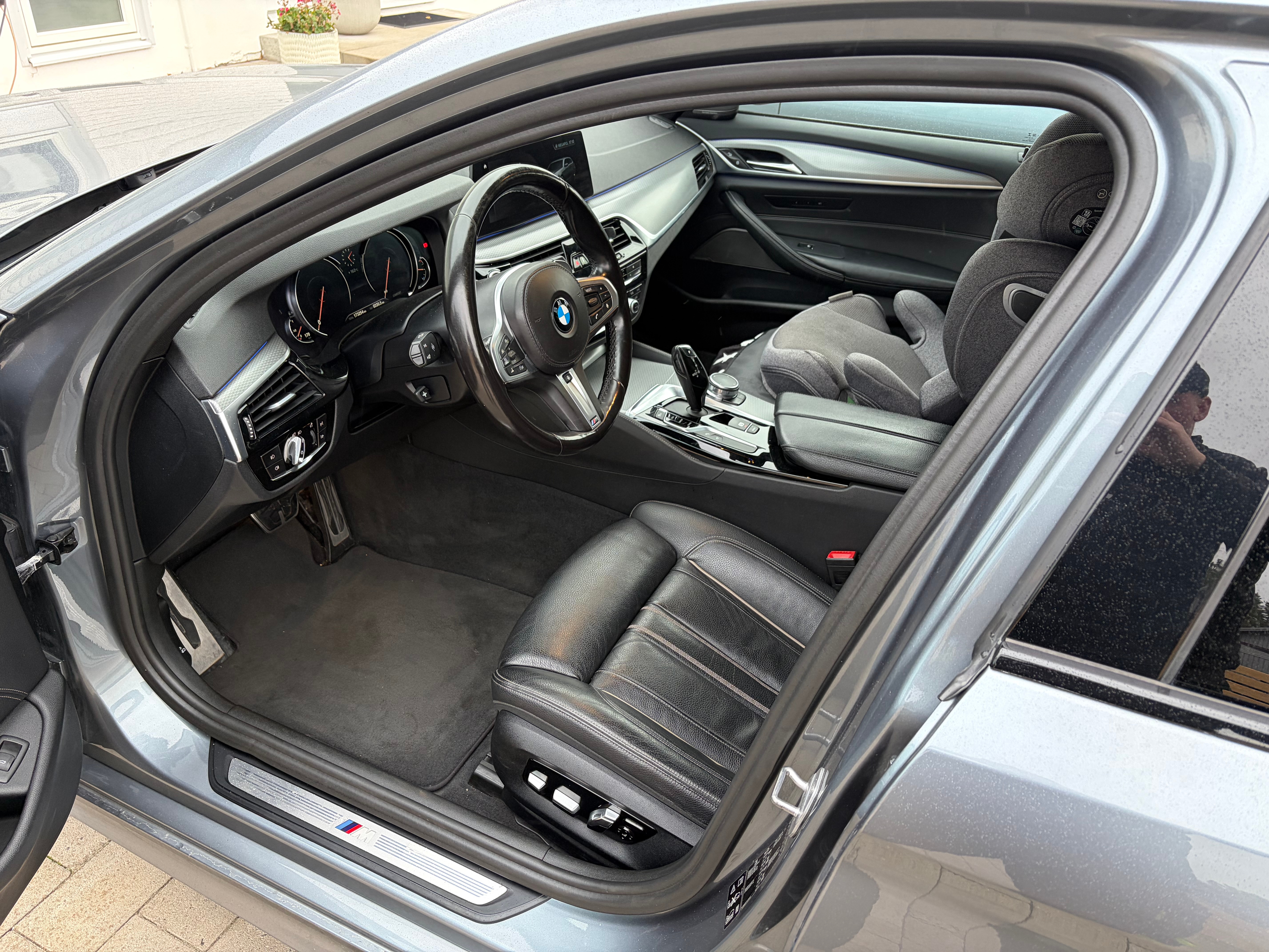 BMW 530 2018, photo 5/6