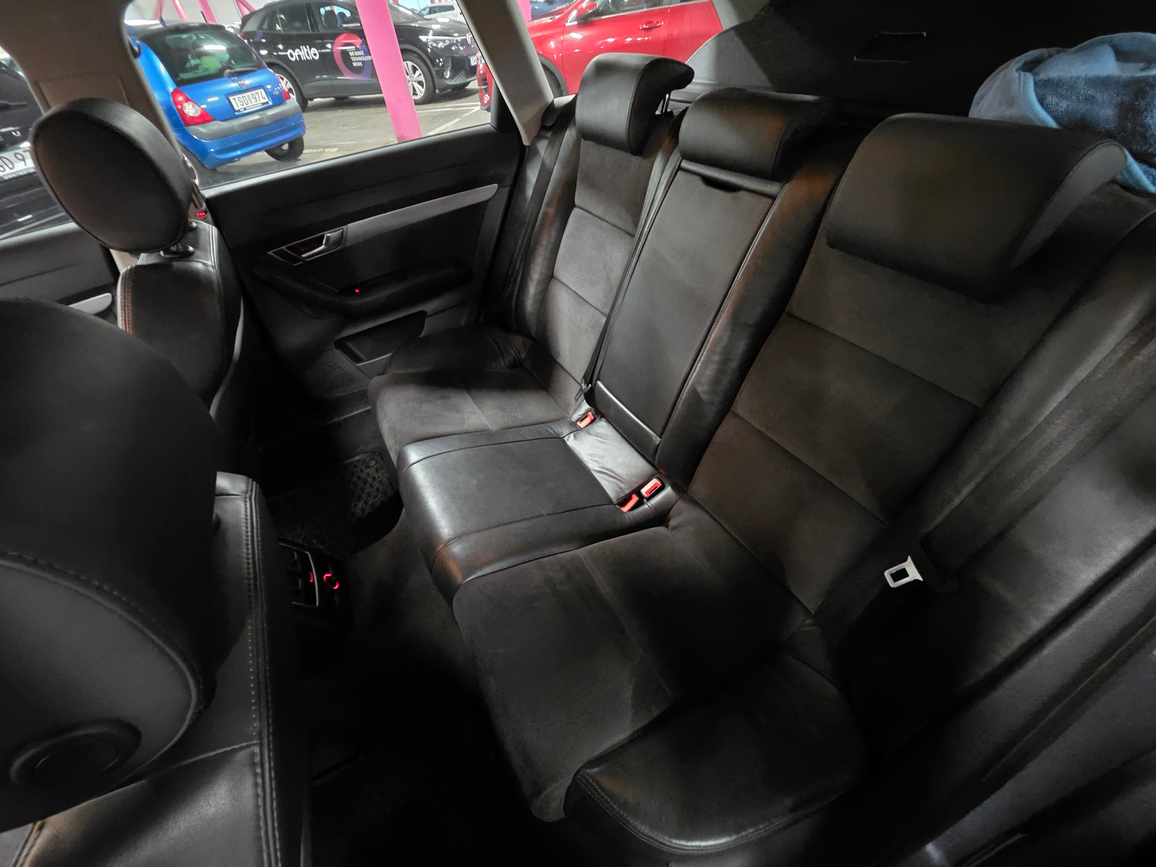 Audi A6 2011, kuva 6/7