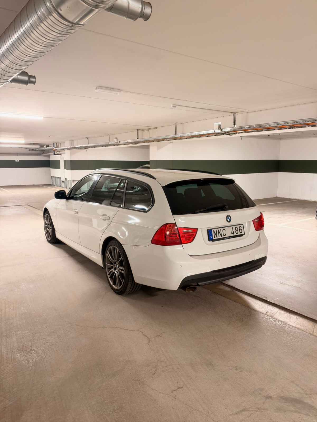 BMW 320 d xDrive Touring Automatisk 2012, photo 3/10