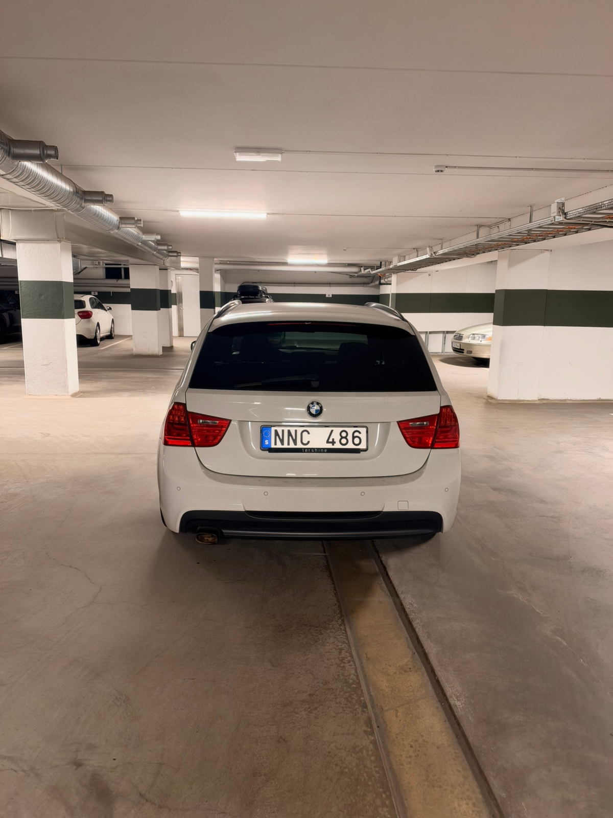 BMW 320 d xDrive Touring Automatisk 2012, photo 4/10