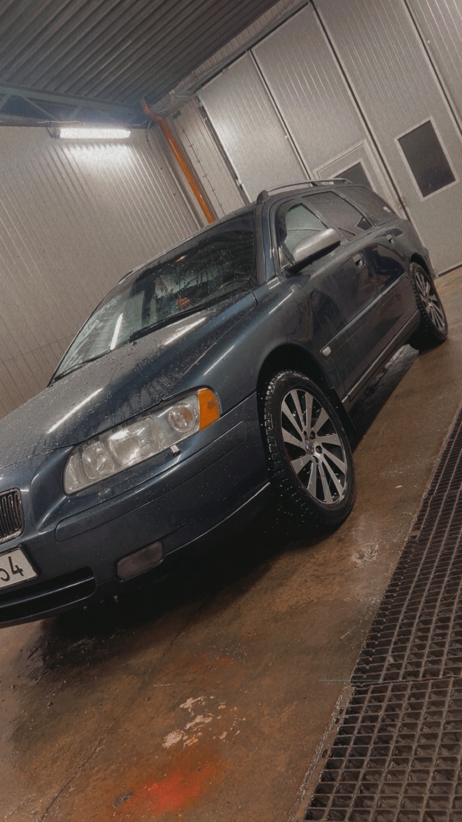 Volvo V70 2.4 Manuell 2006, kuva 2/5