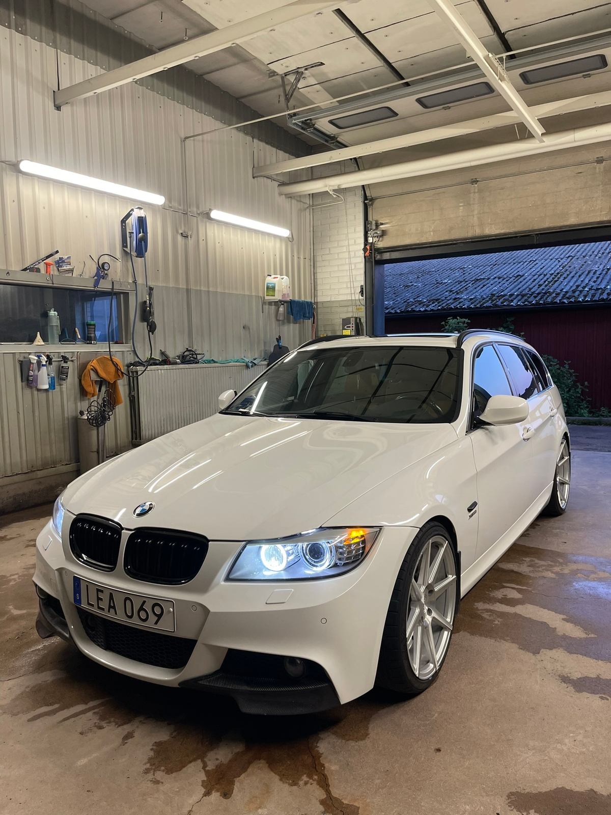 BMW 330 d xDrive Touring Automatisk 2011, bild 4/10