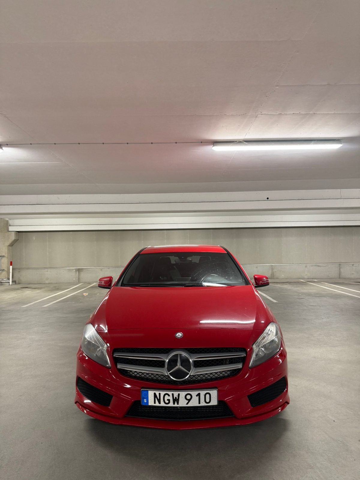 Mercedes-Benz A 180 Manuell 2013, kuva 2/6