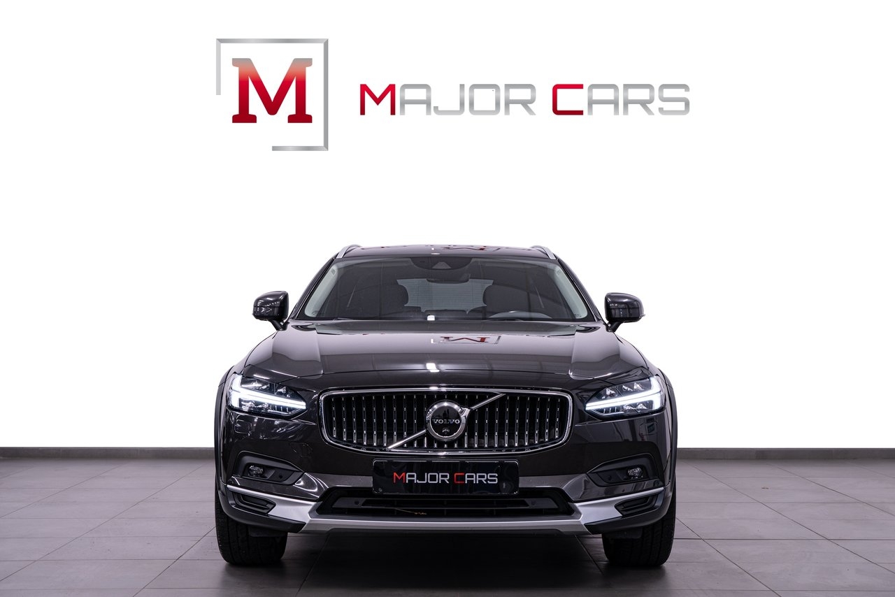 Volvo V90 Cross Country 2021, photo 2/10