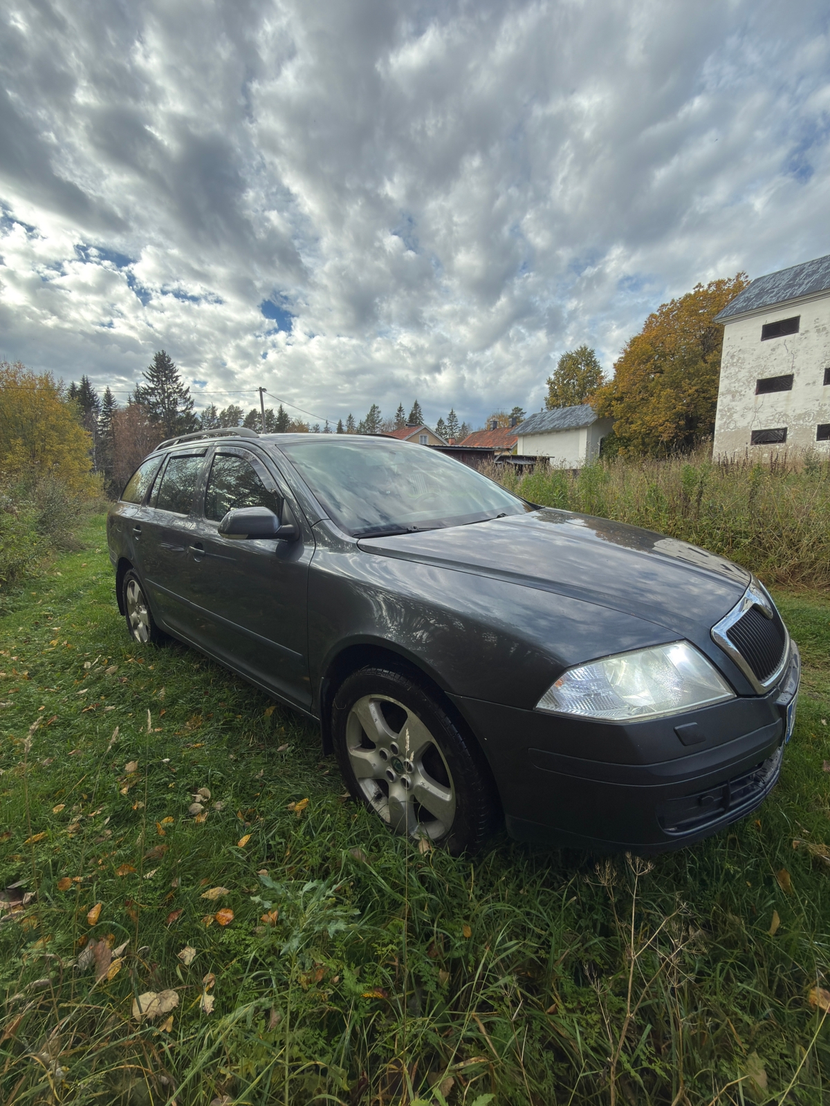 Skoda Octavia 2008, kuva 2/8