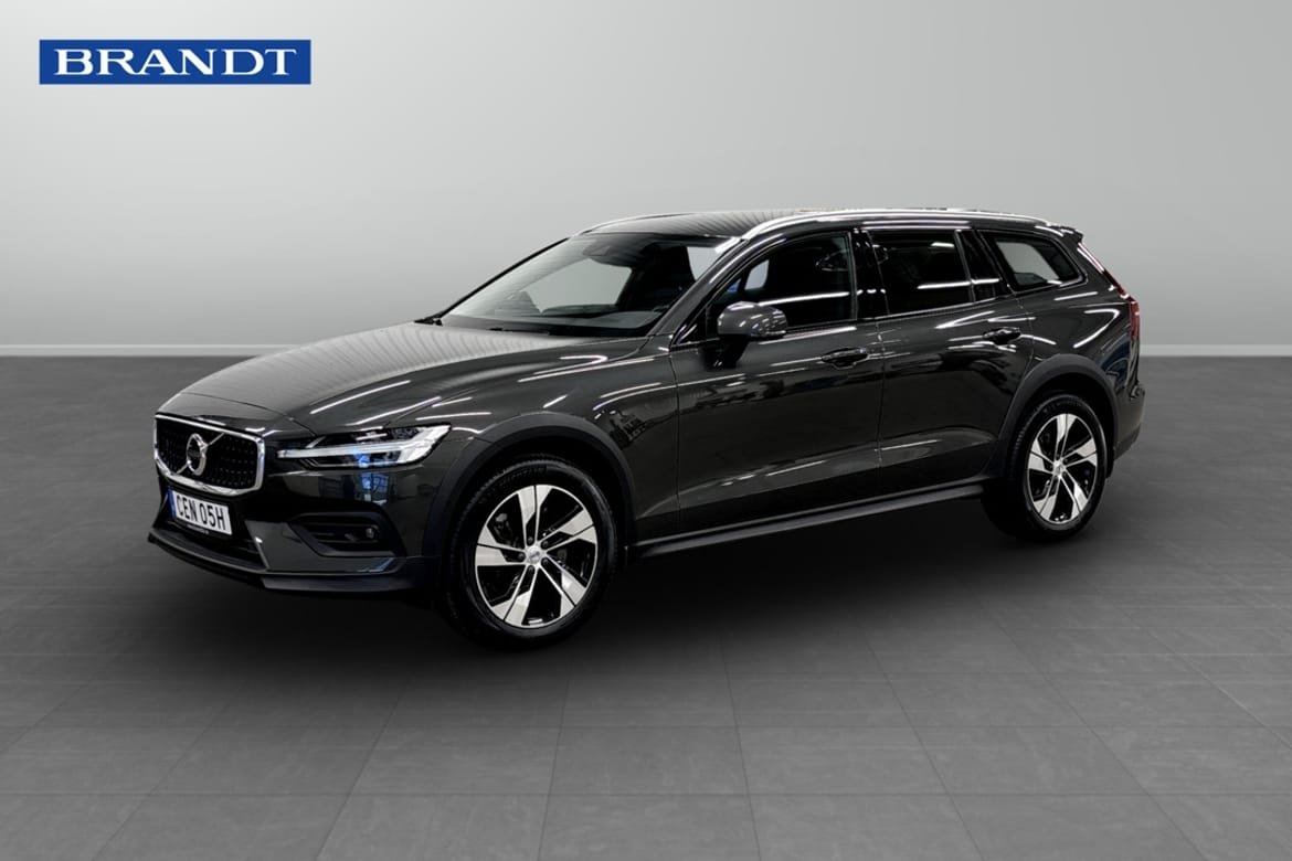 Volvo V60 Cross Country B4