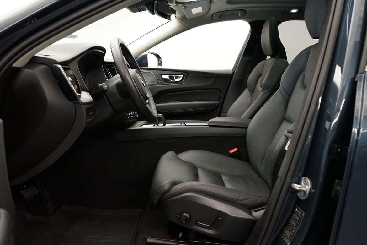 Volvo XC60 2024, photo 5/10