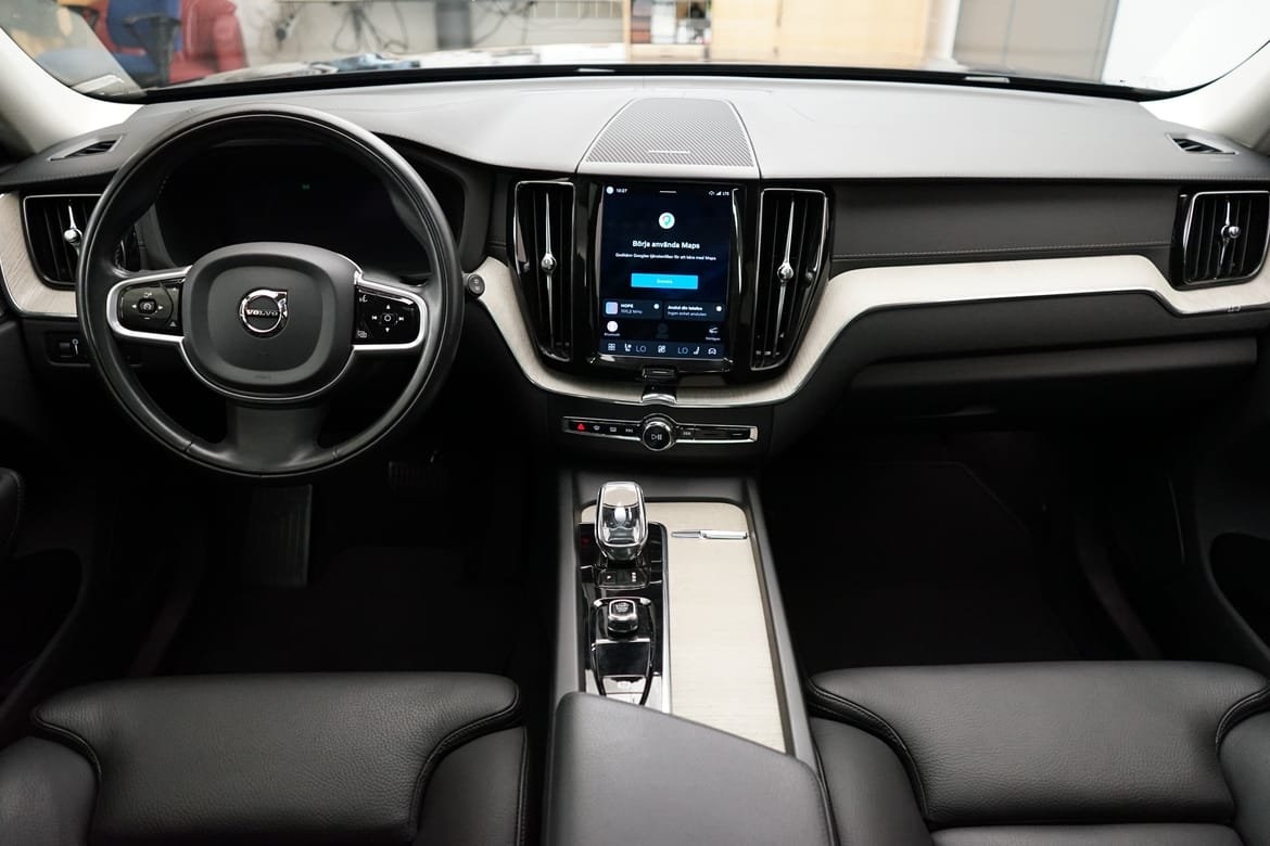 Volvo XC60 2022, kuva 6/10