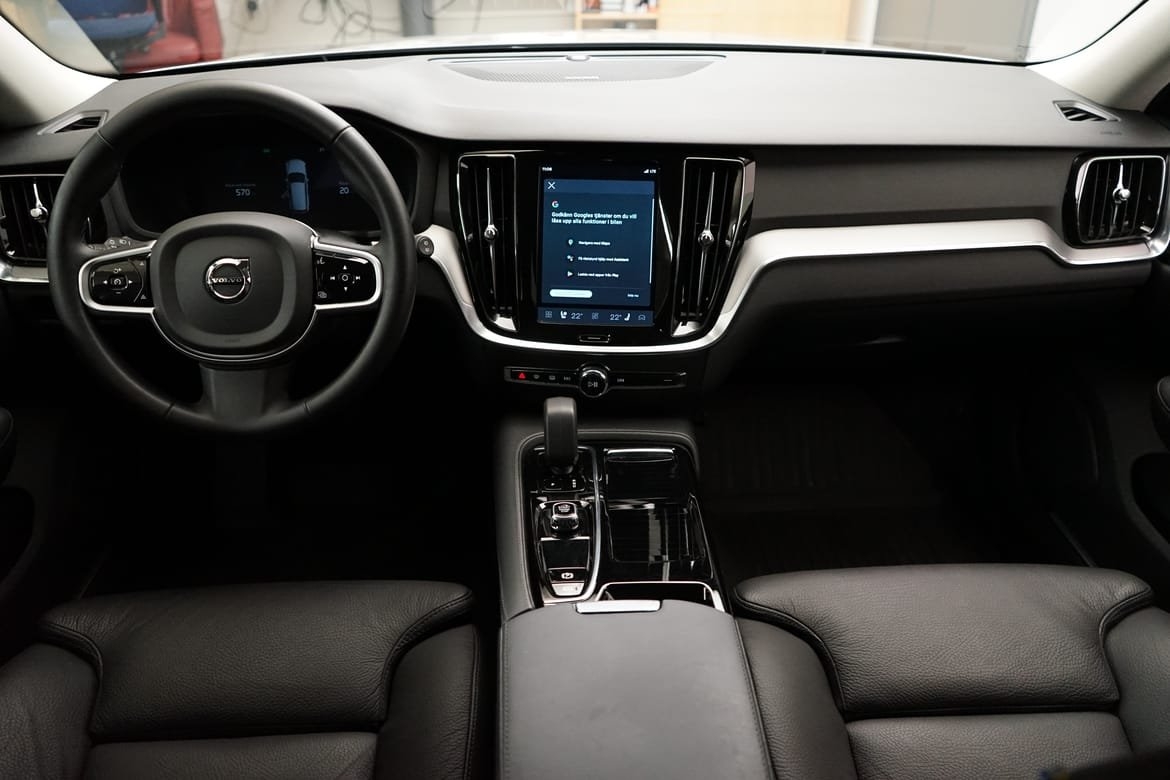 Volvo V60 T6 Plus Dark Nordic Edition 2025, kuva 6/10