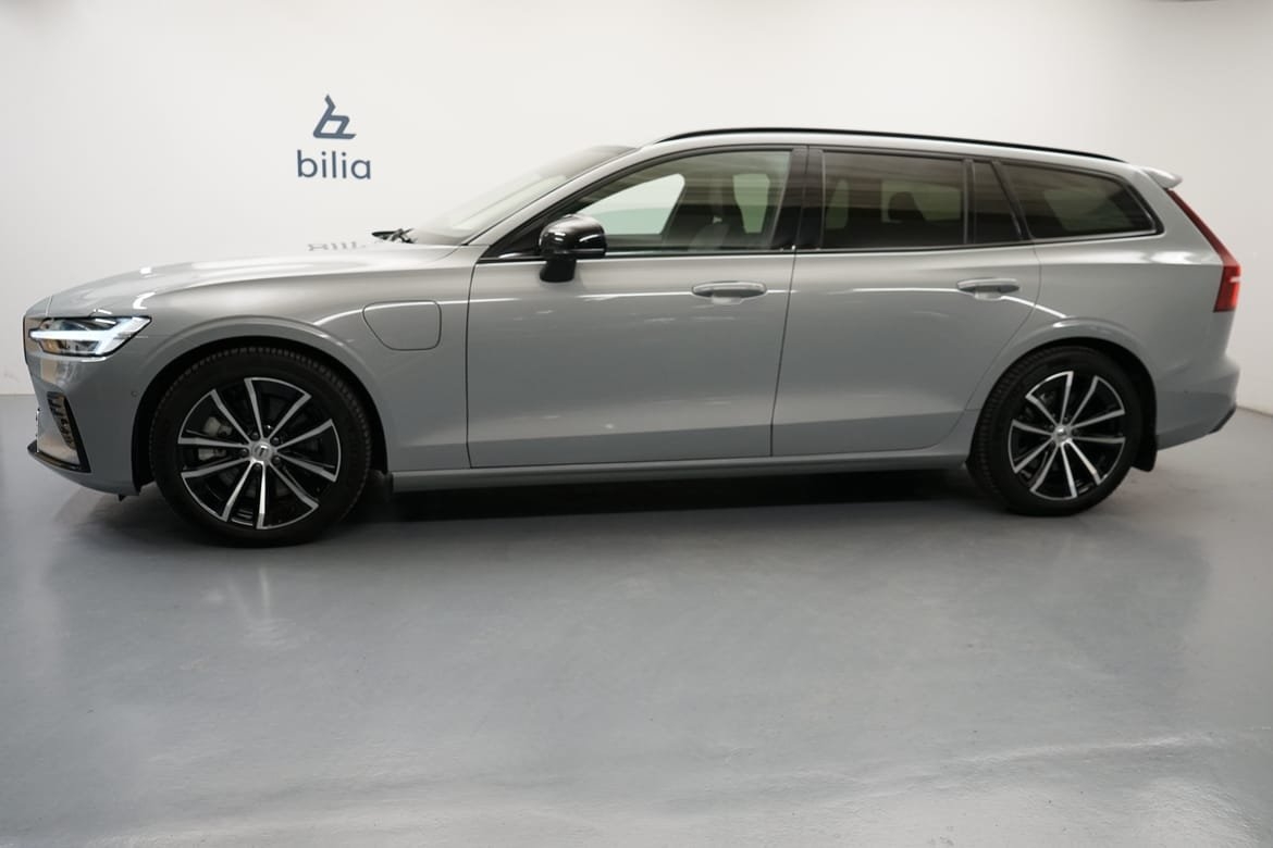 Volvo V60 T6 Plus Dark Nordic Edition 2025, photo 2/10