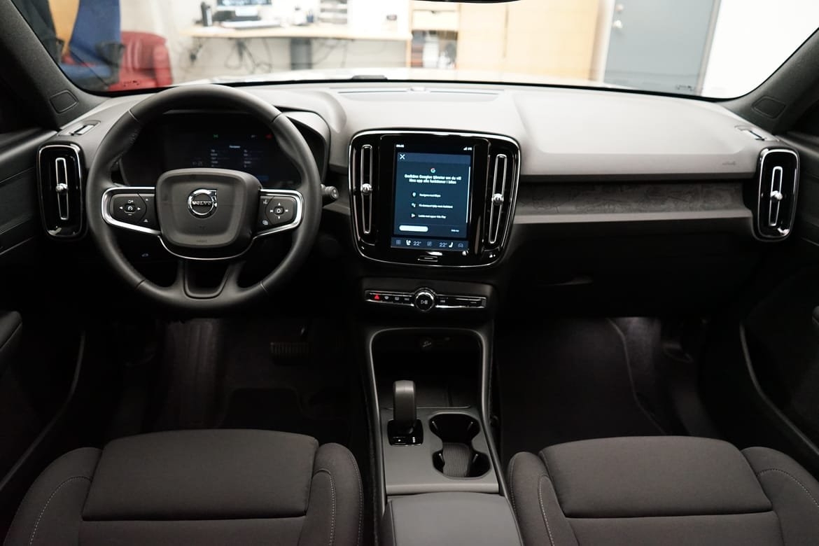 Volvo EX40 2026, bild 6/10