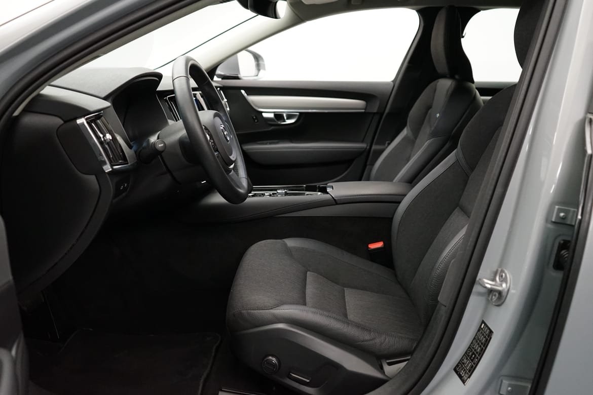 Volvo V90 2024, photo 5/10