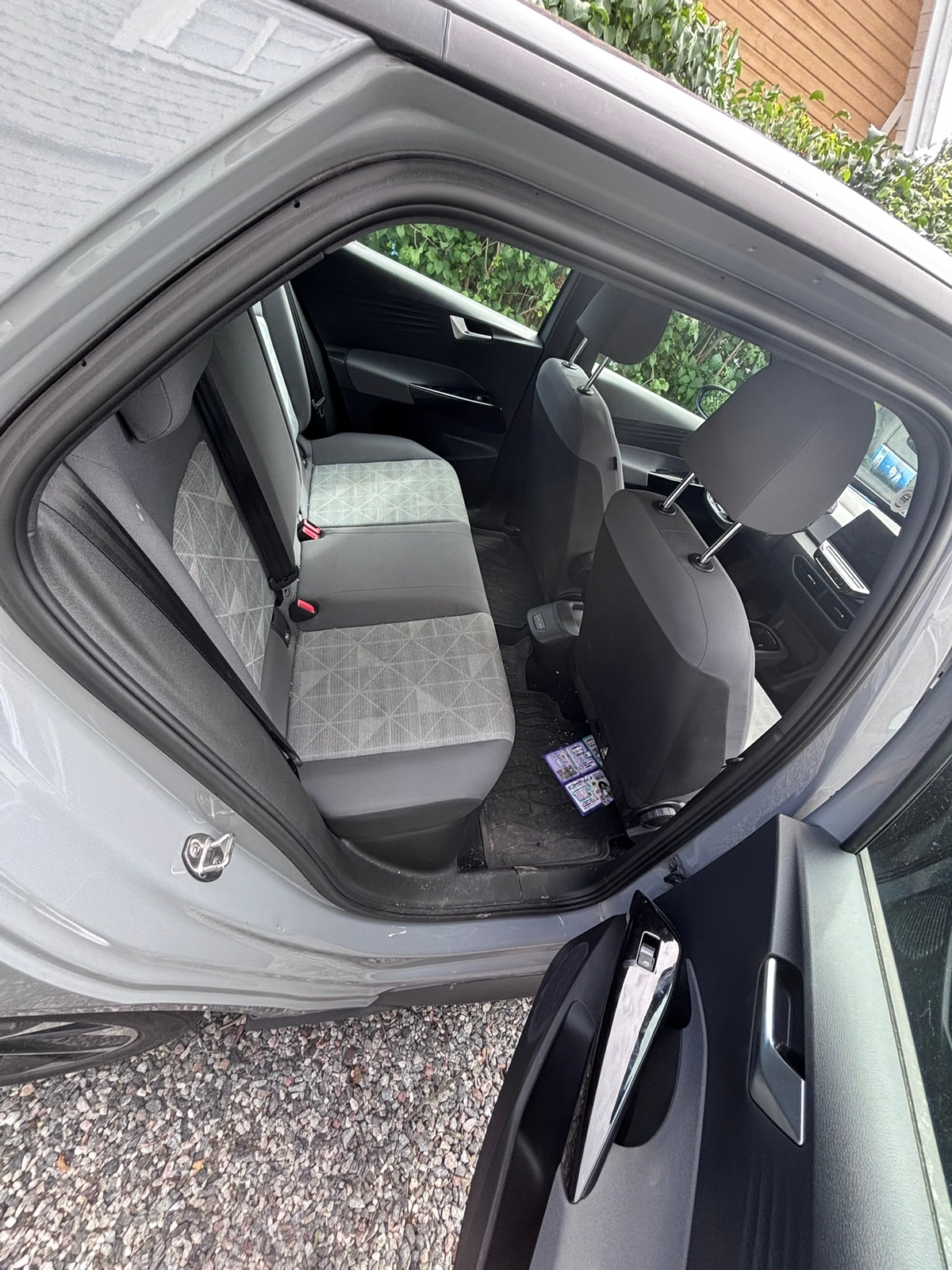 Volkswagen ID.3 Pro Performance 2021, photo 6/7