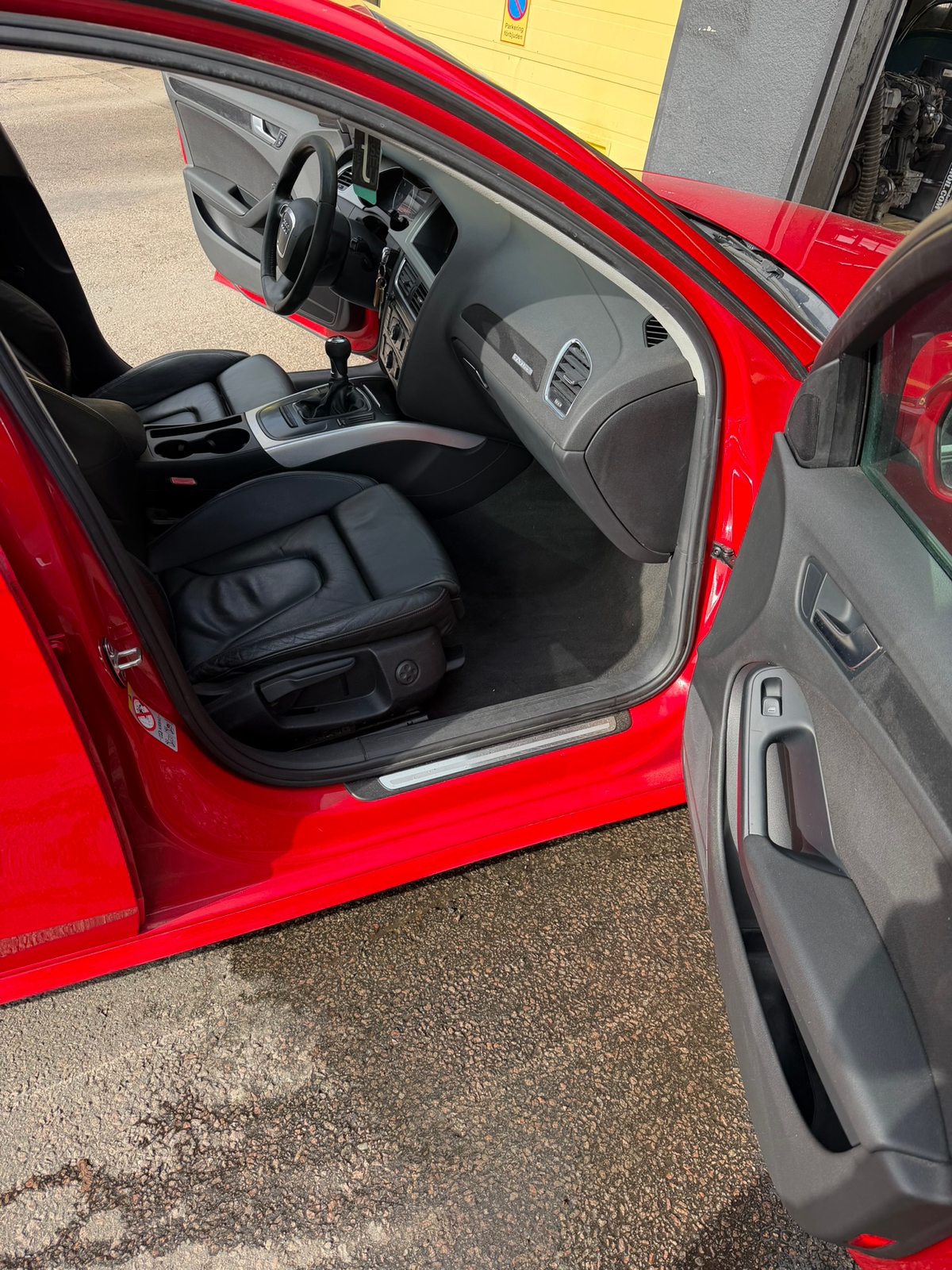 Audi A4 2010, bild 7/10