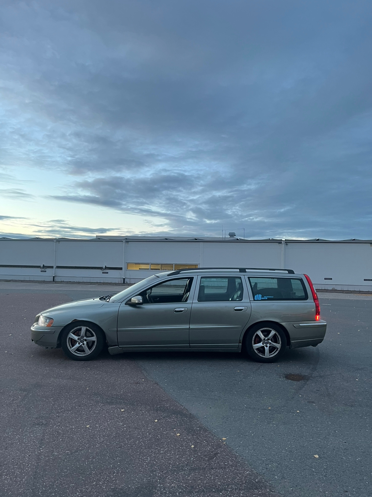 Volvo V70 2.4D Manuell 2008, kuva 2/9