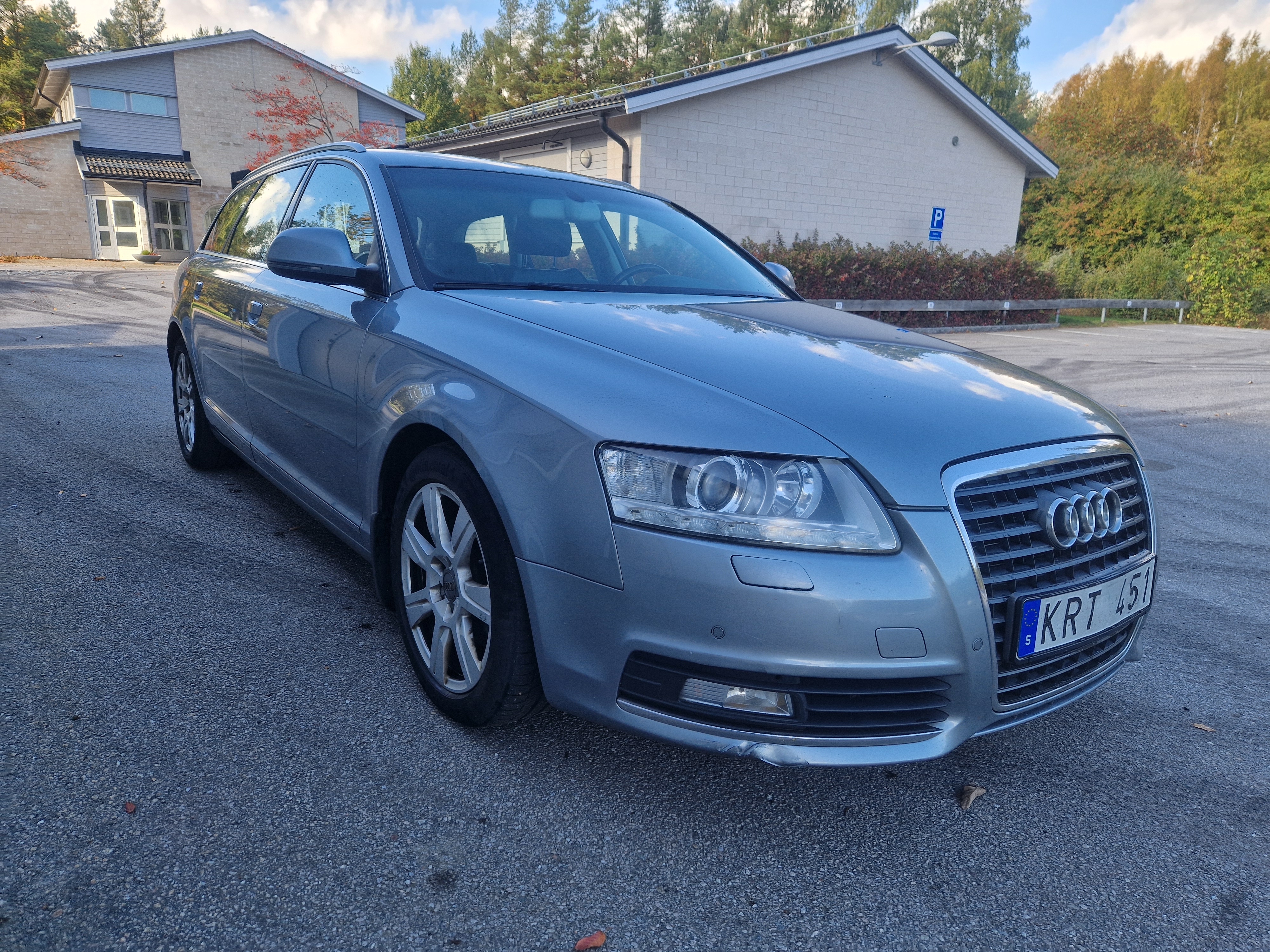 Audi A6 2011, bild 2/10