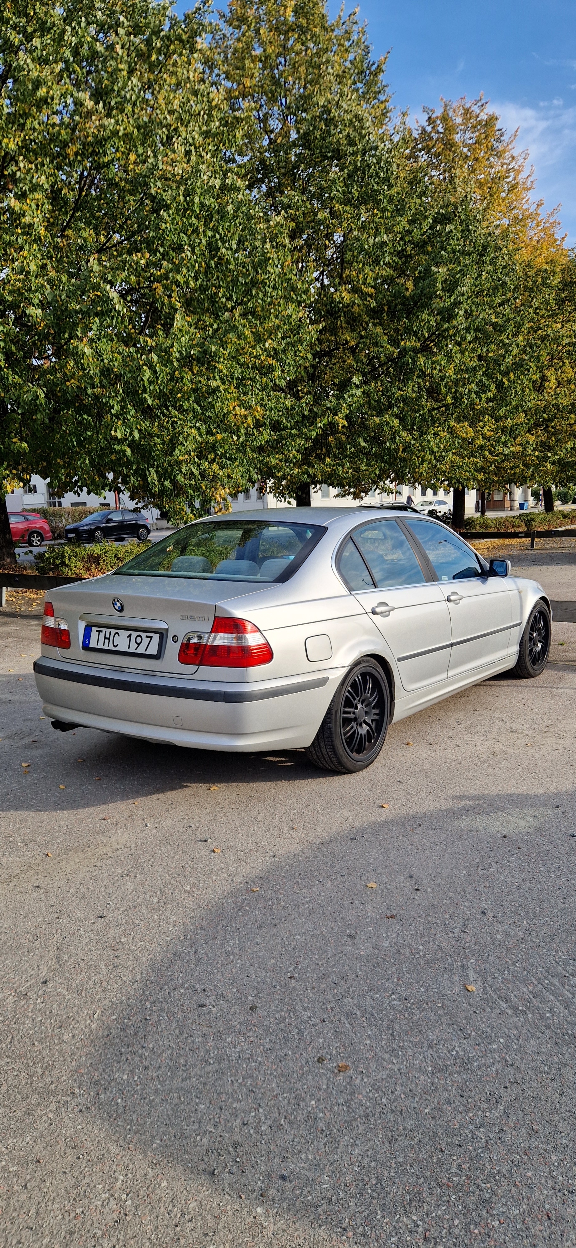 BMW 320 i Sedan Manuell 2002, bild 4/7