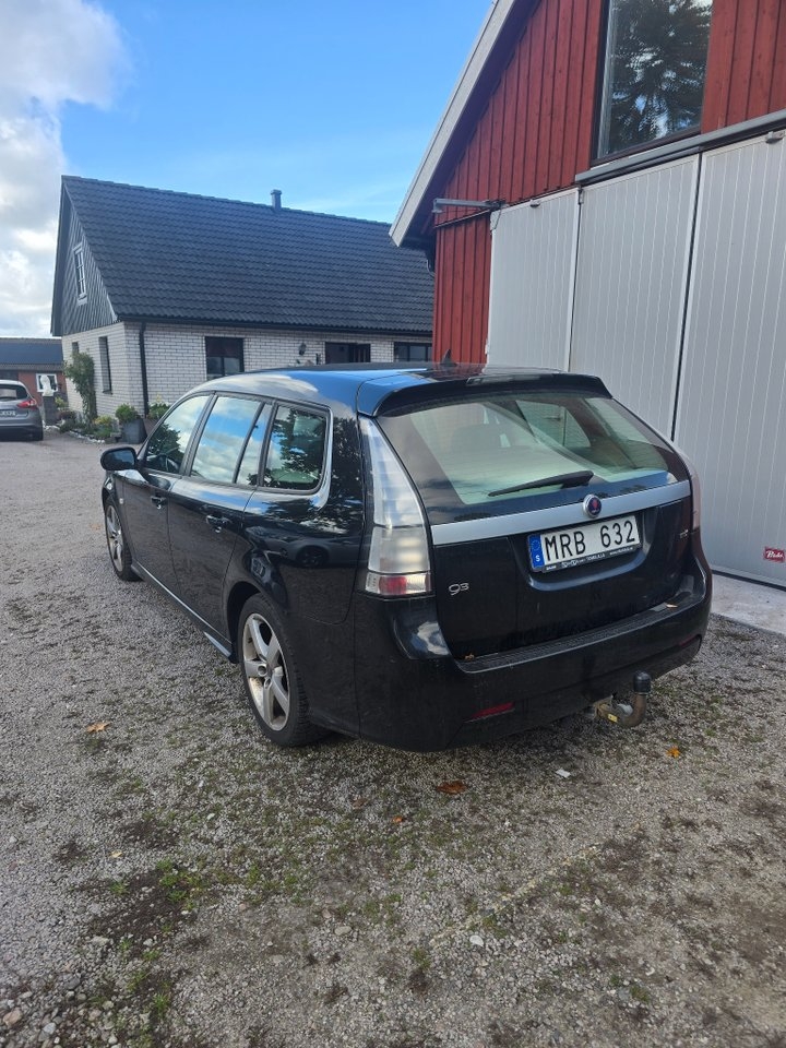 Saab 9-3 1.9 TTiD Linear 2011, kuva 4/6