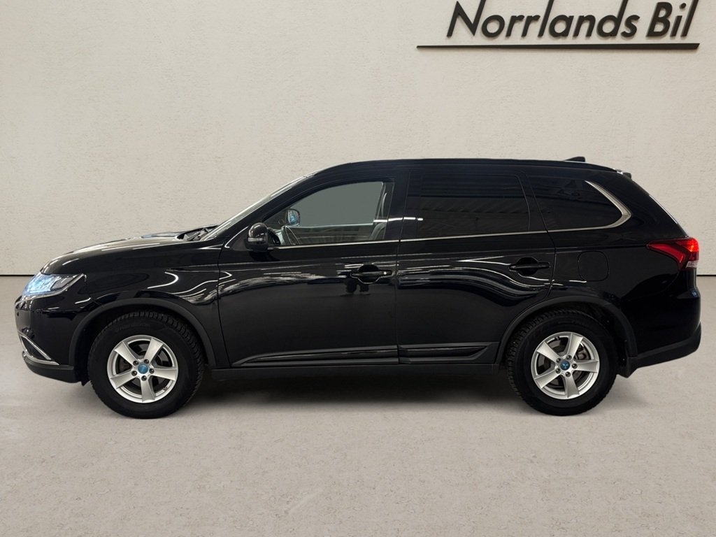 Mitsubishi Outlander 2.2 DI-D 2018, bild 2/10