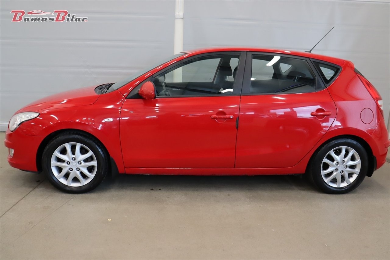 Hyundai i30 1.6 Manuell, 122hk 2008, bild 2/10