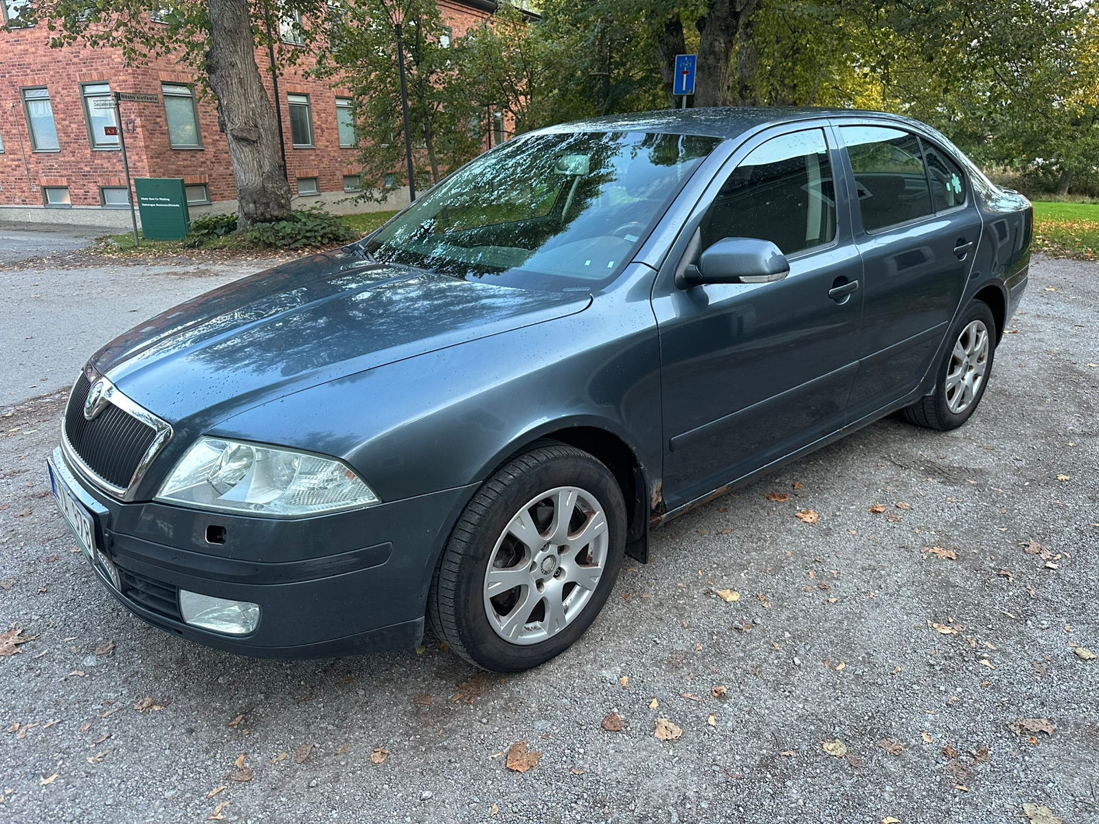 Skoda Octavia 2.0 FSI Manuell 2006, bild 2/10