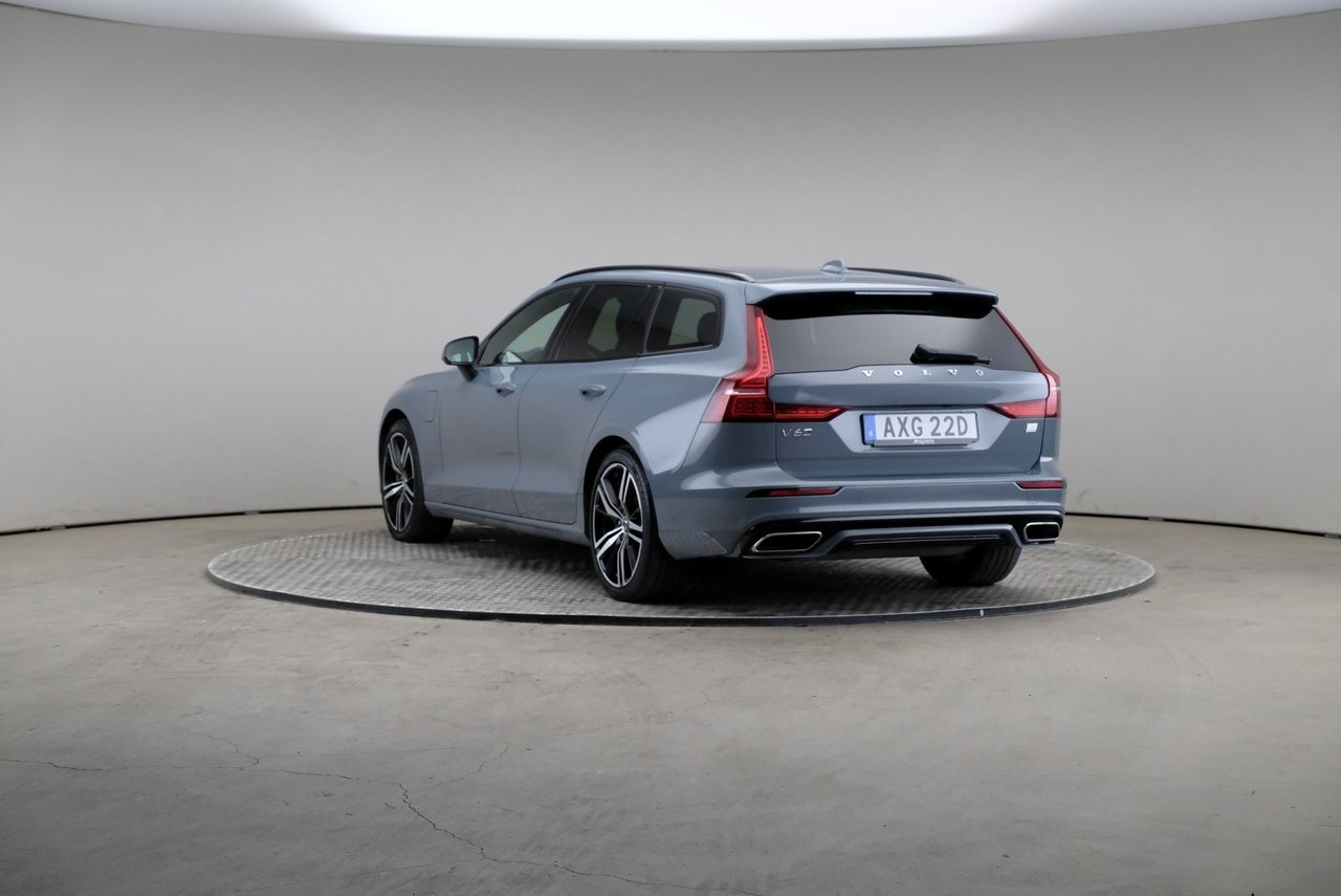 Volvo V60 2022, bild 2/10