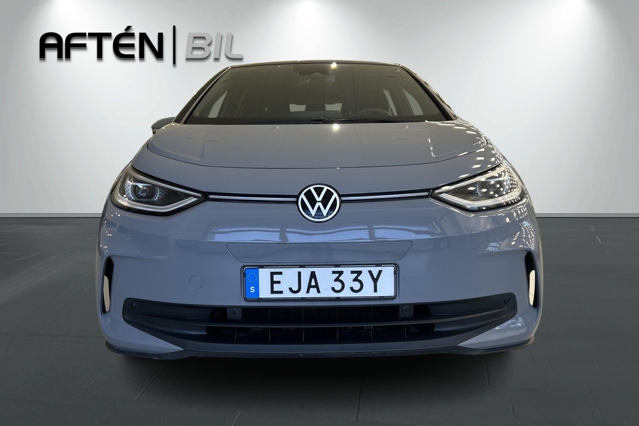 Volkswagen ID.3 Pro Performance 2023, photo 3/29