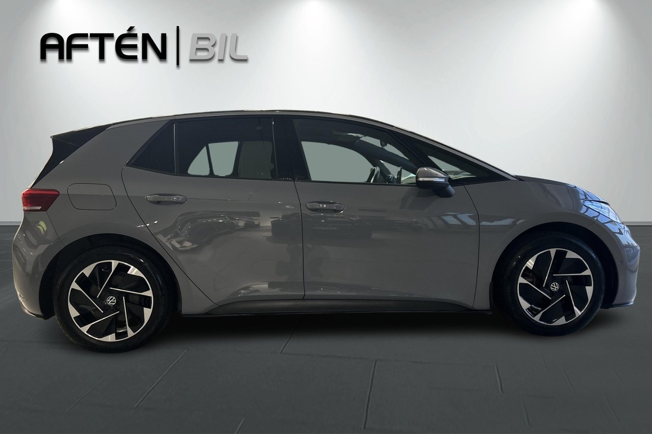Volkswagen ID.3 Pro Performance 2023, photo 7/29