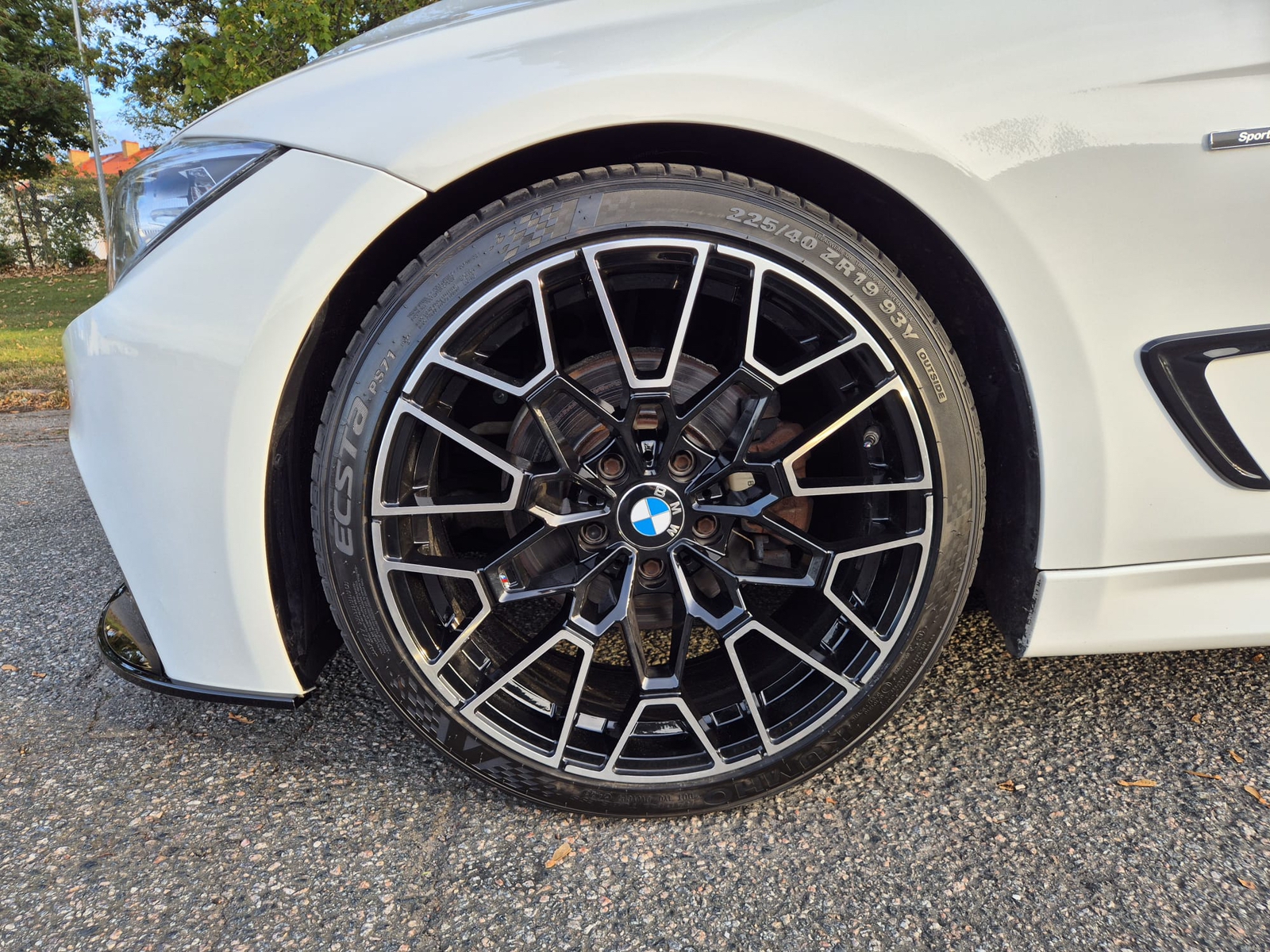 BMW 325 Sport Line 2015, kuva 6/10