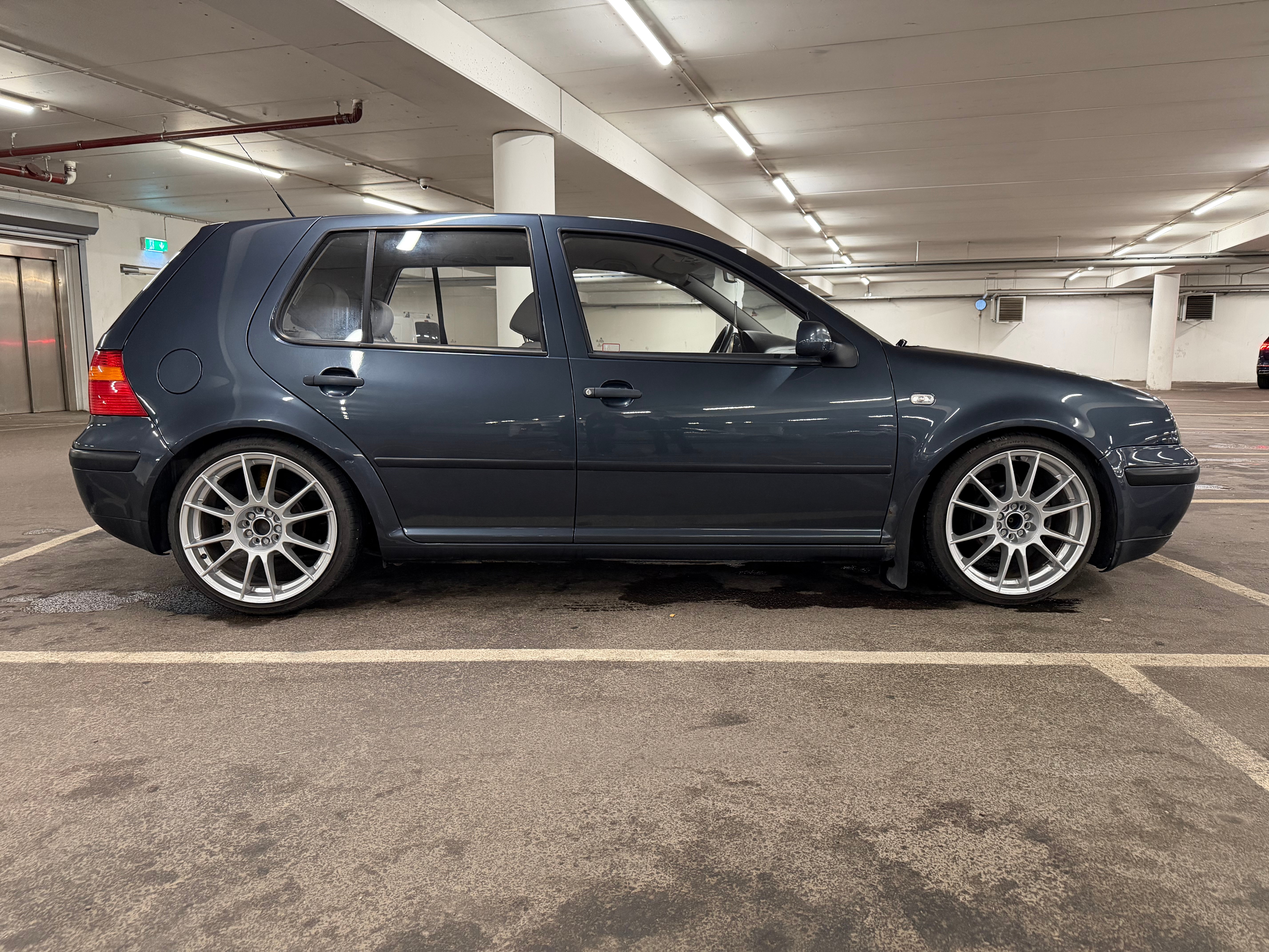 Volkswagen Golf 1.6 Ocean 2002, photo 4/4