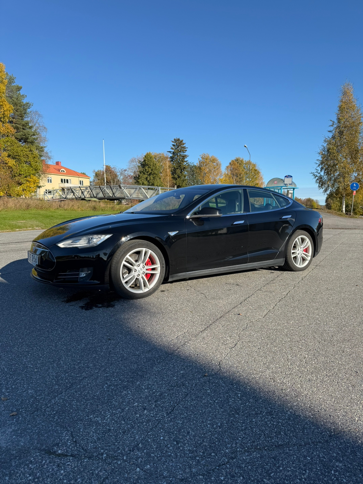 Tesla Model S P85 2014, bild 3/5