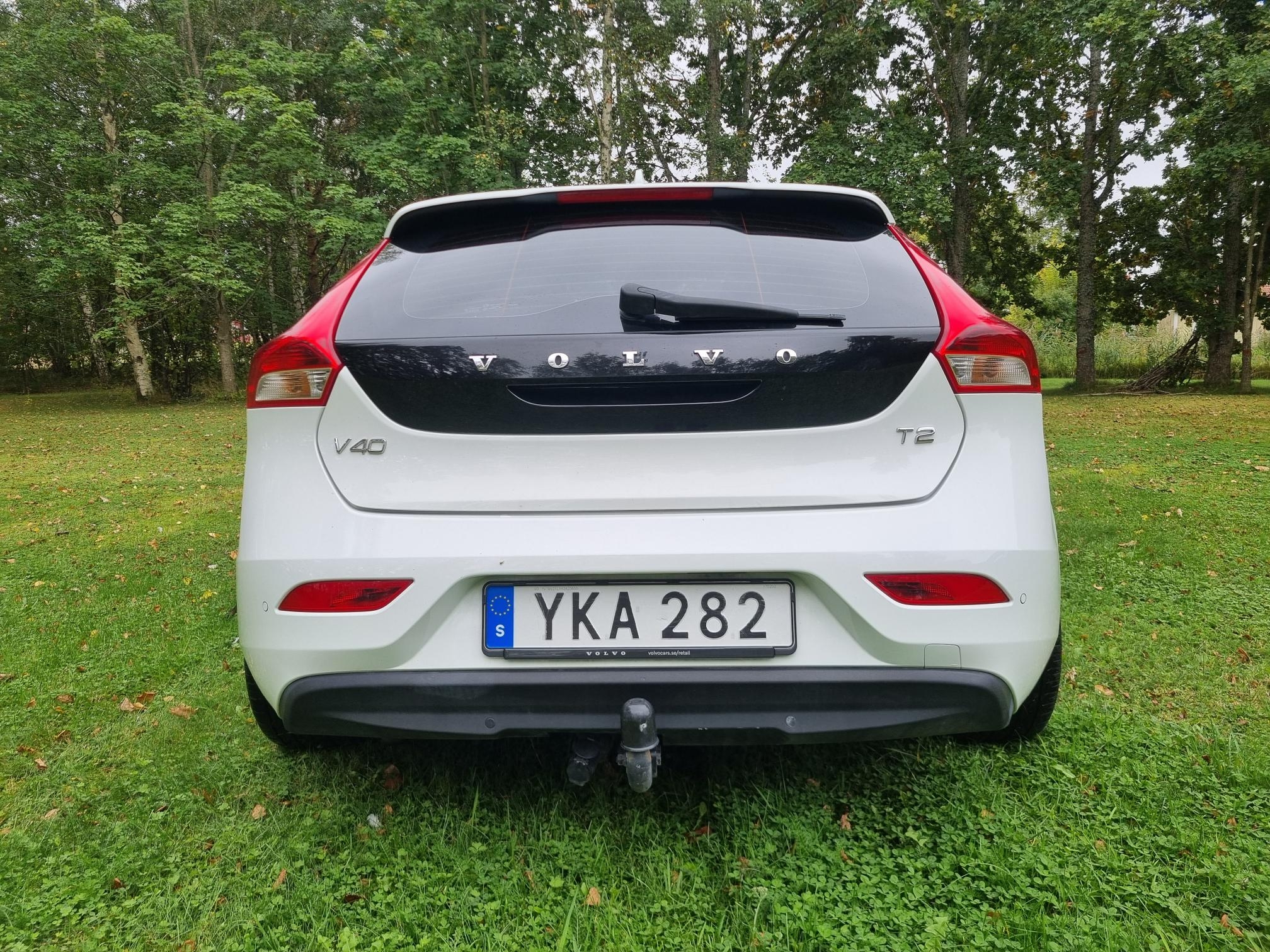 Volvo V40 T2 Manuell 2017, bild 3/10