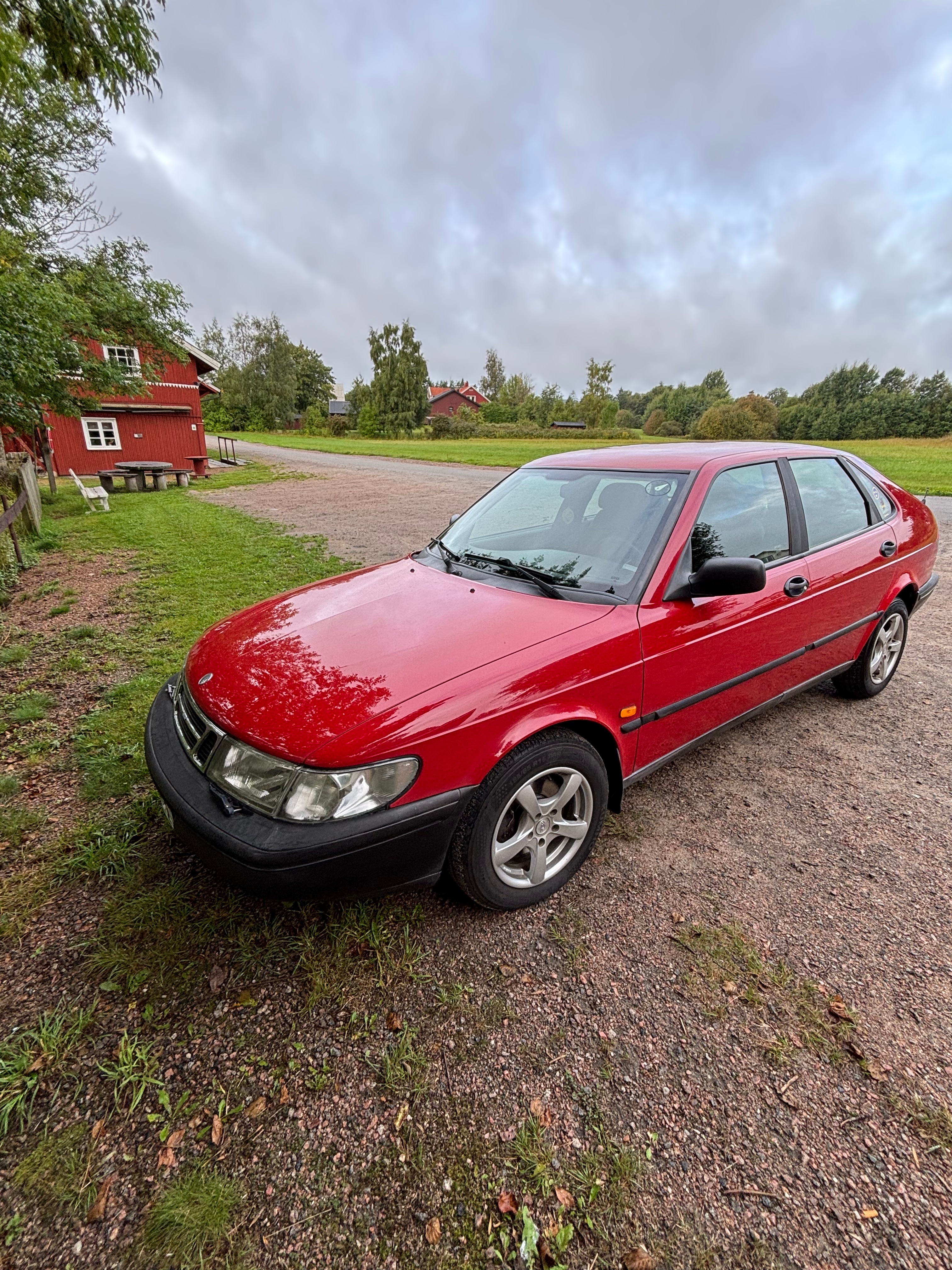 Saab 900 5-dörrar 2.0 Manuell 1997, bild 5/8