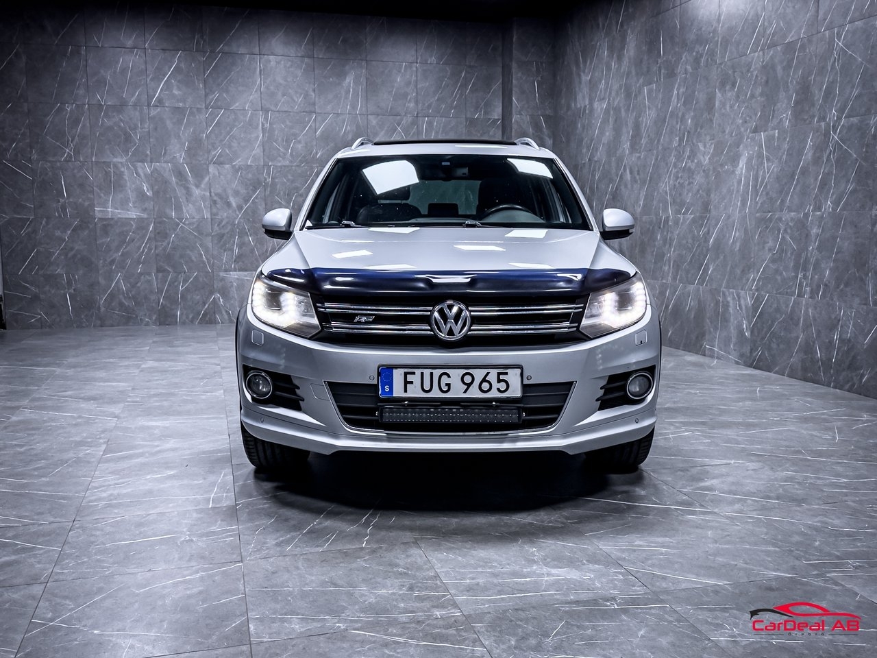 Volkswagen Tiguan 2.0 TDI R-Line 2015, bild 2/10